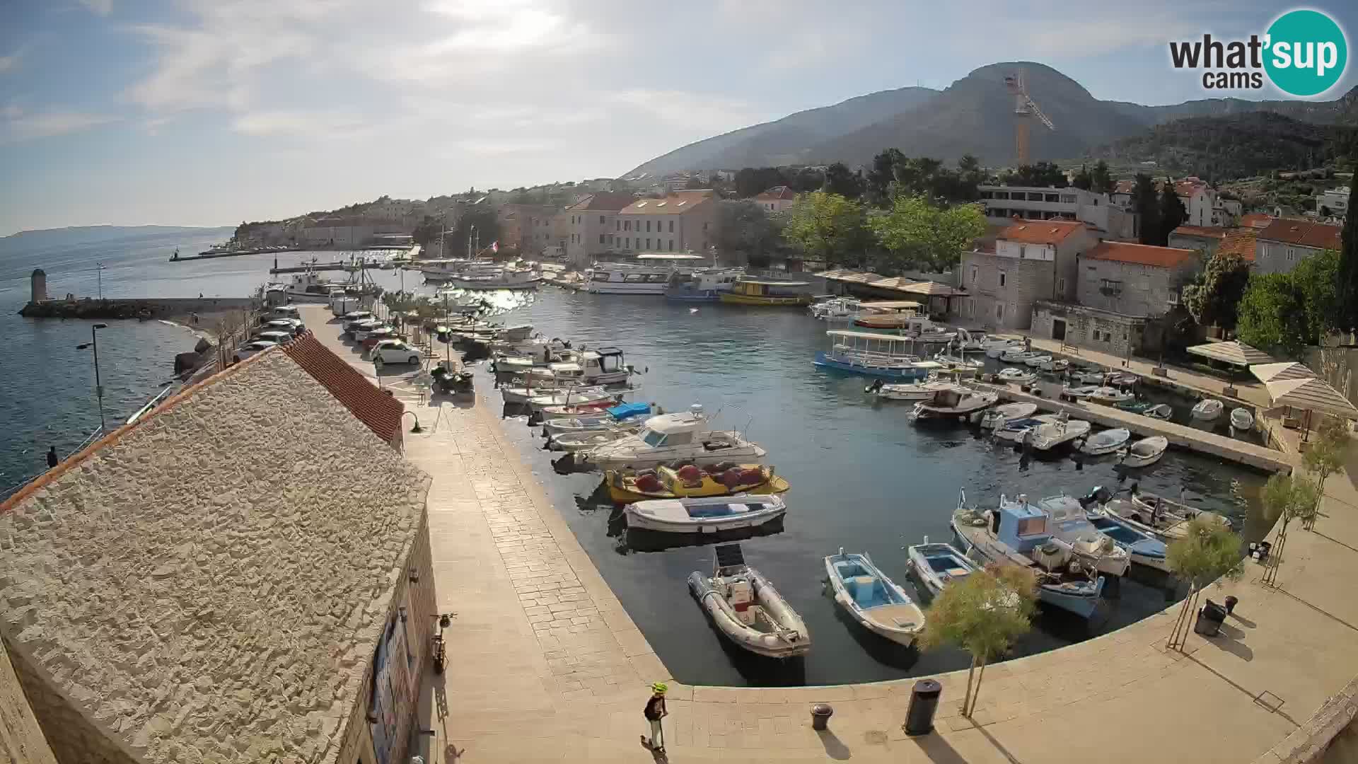Webcam Bol Hafen – Liveblick auf Bol Riva & Marina