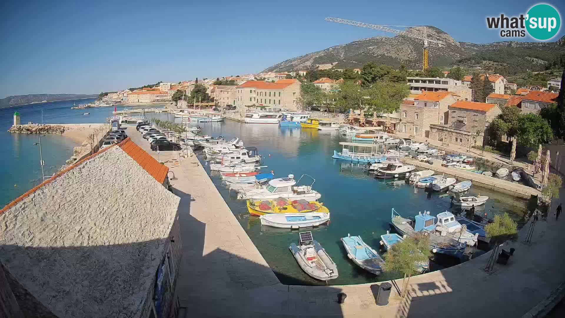 Webcam Bol Harbour – Live View of Bol Riva & Marina