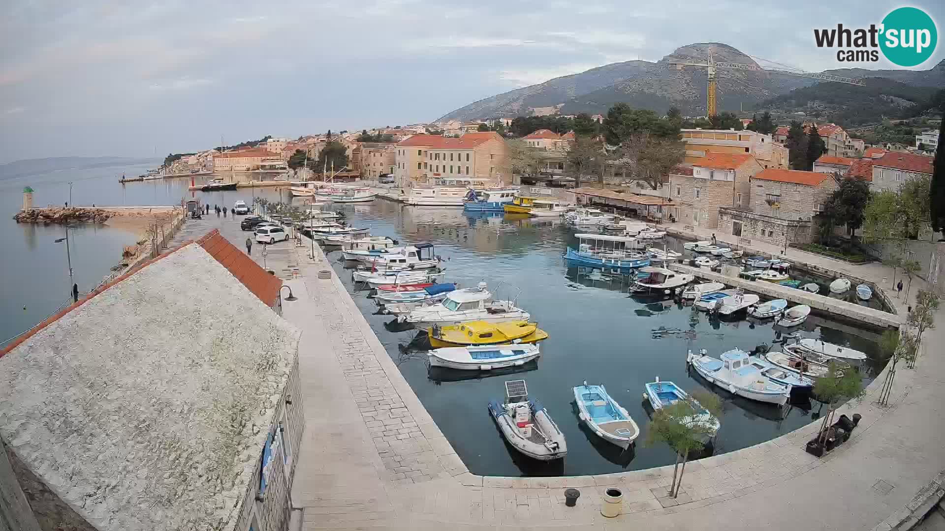 Webcam Bol Harbour – Live View of Bol Riva & Marina