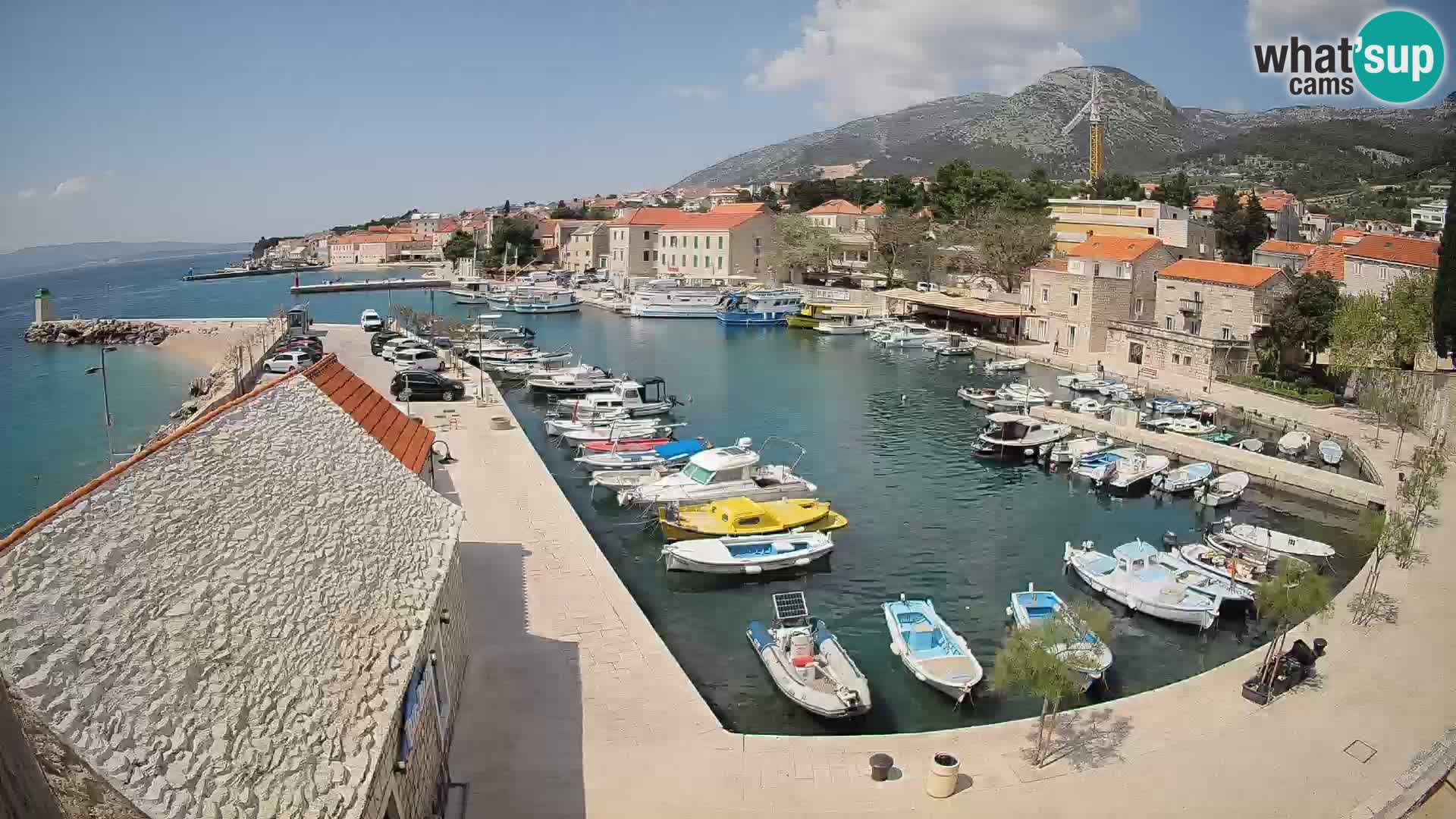 Webcam Bol Hafen – Liveblick auf Bol Riva & Marina