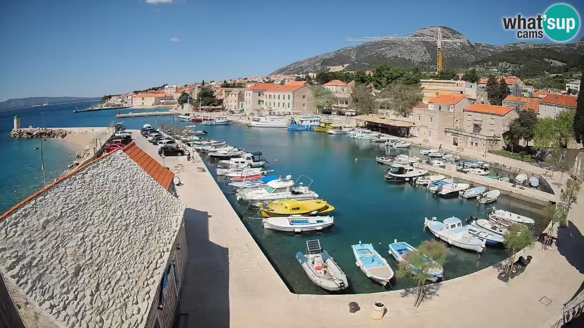 Webcam Bol Hafen – Liveblick auf Bol Riva & Marina