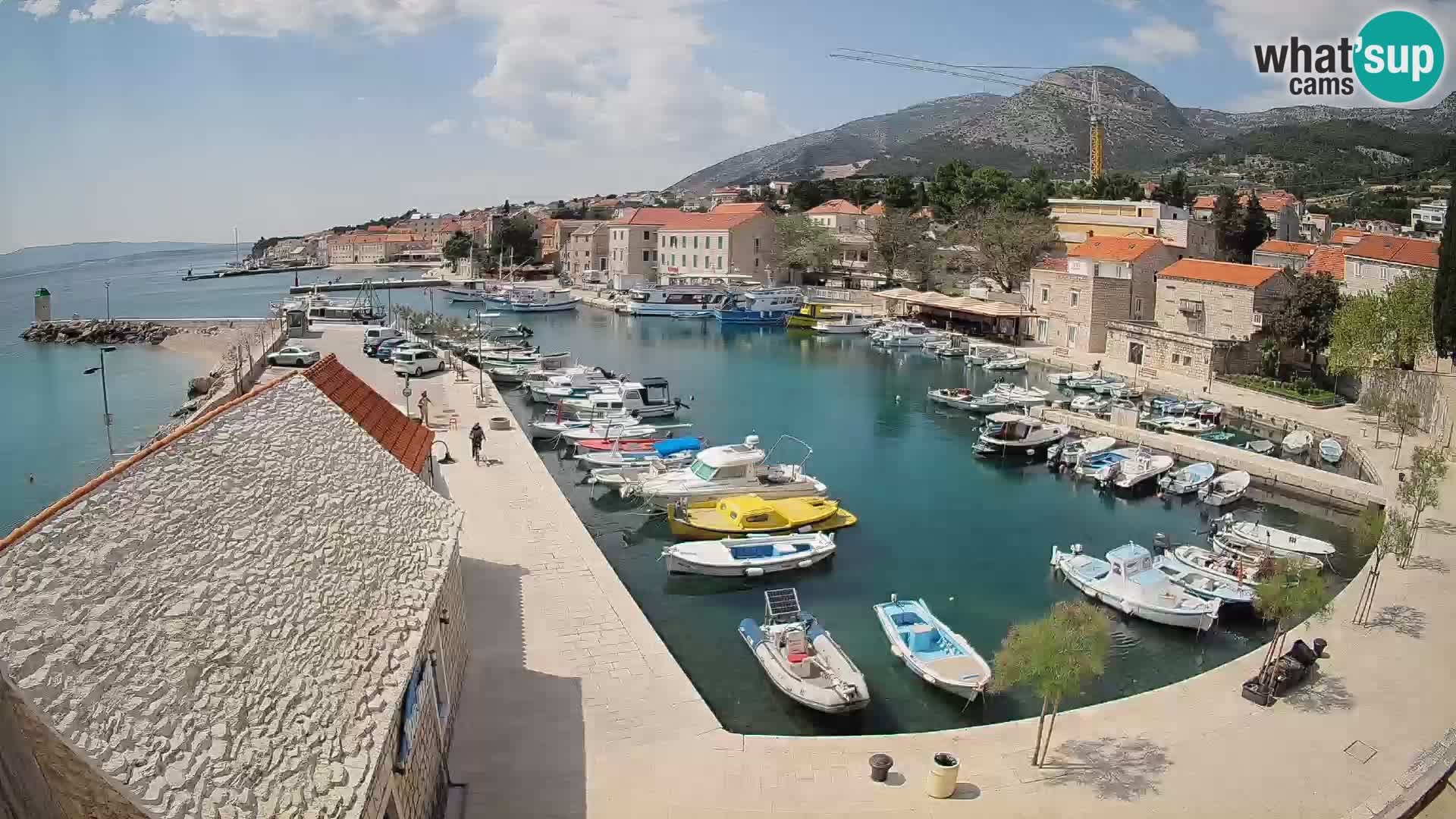 Webcam Bol Hafen – Liveblick auf Bol Riva & Marina