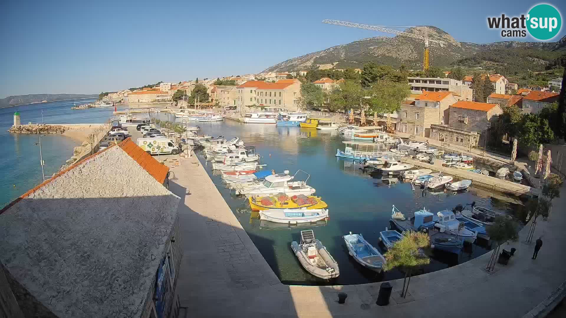 Webcam Bol Harbour – Live View of Bol Riva & Marina