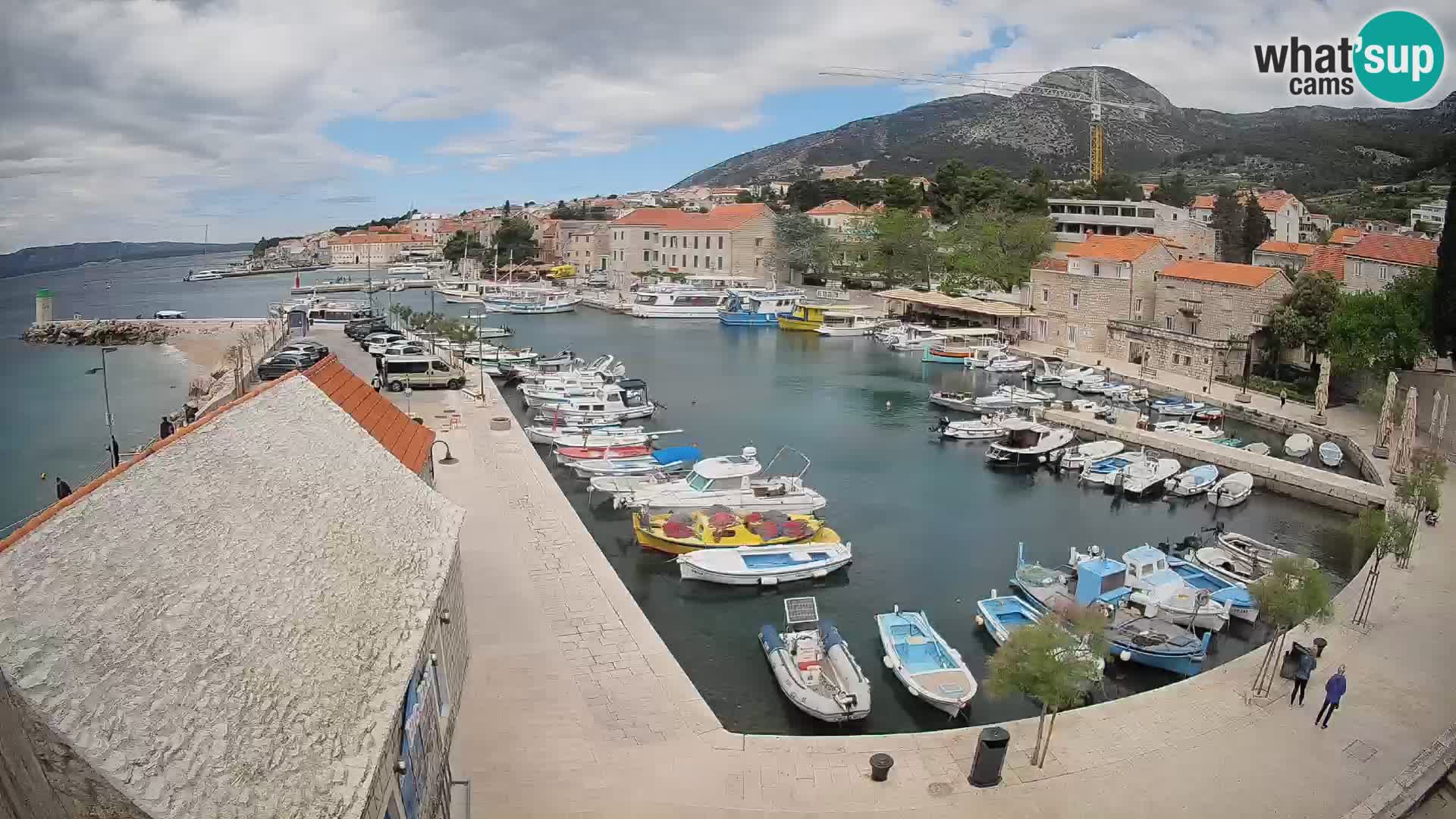 Webcam Bol Harbour – Live View of Bol Riva & Marina