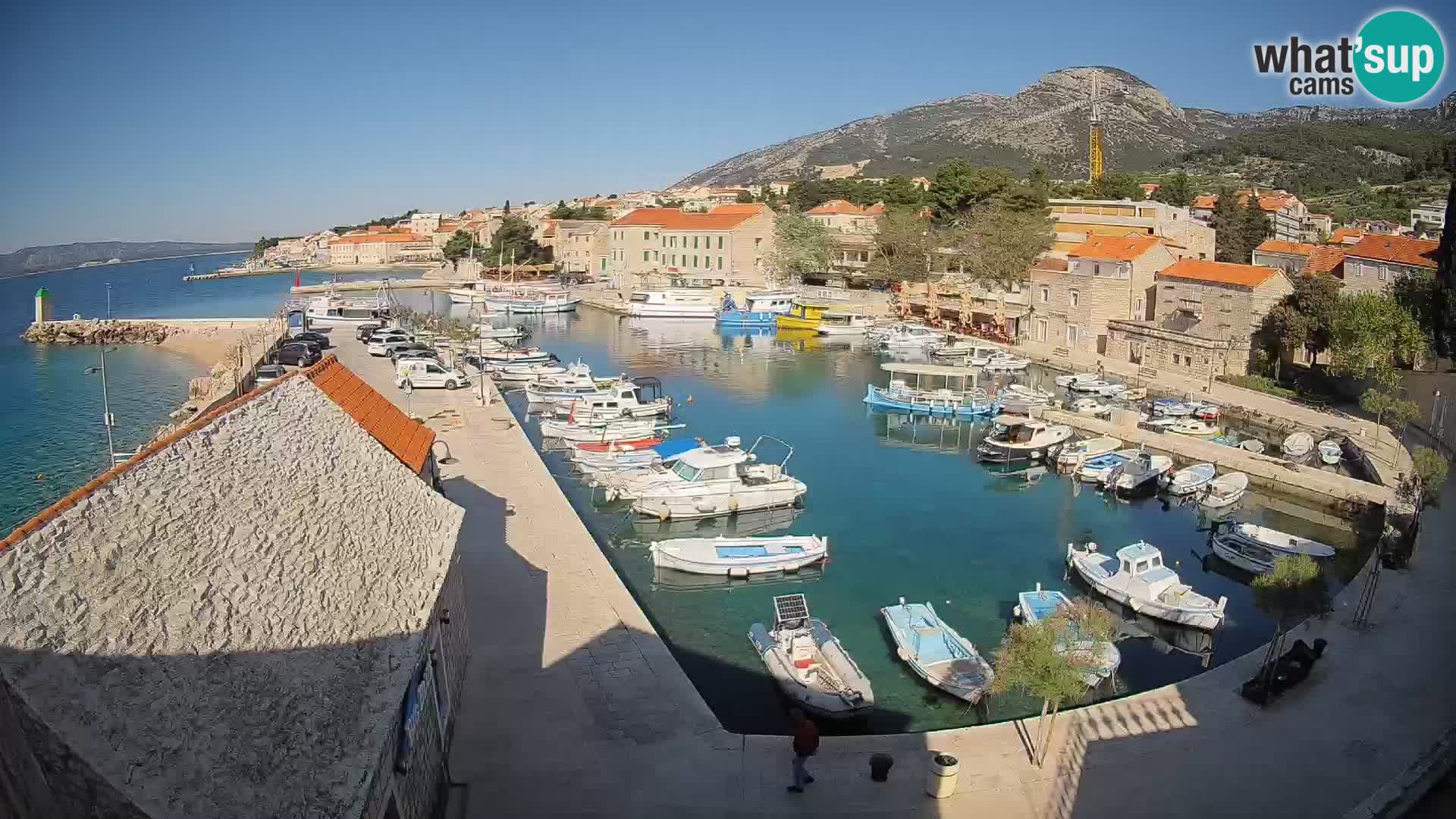 Webcam Bol Harbour – Live View of Bol Riva & Marina