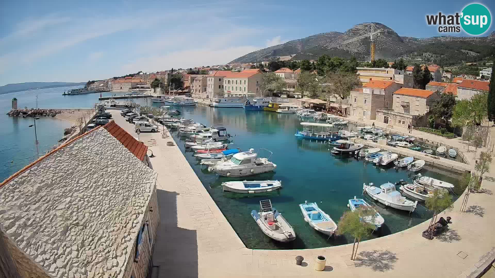 Webcam Bol Harbour – Live View of Bol Riva & Marina