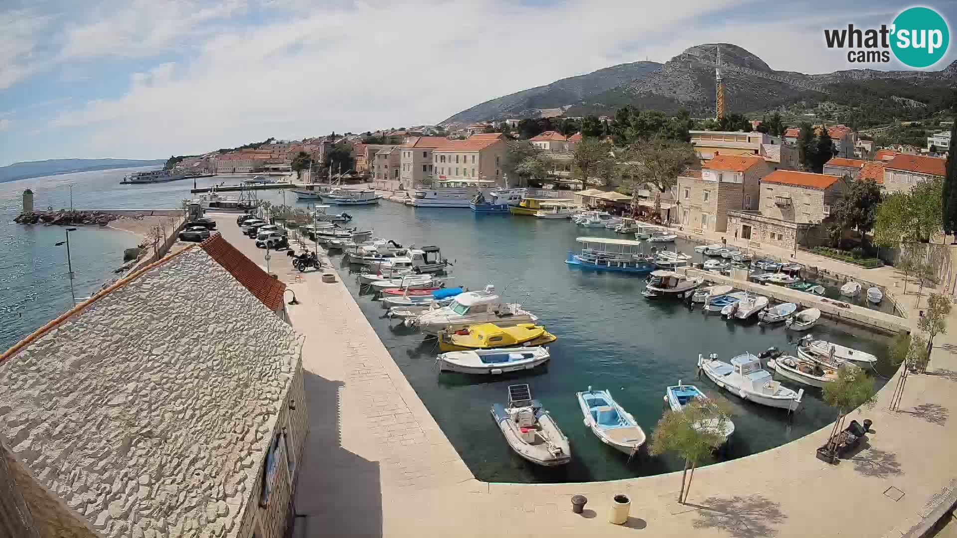 Webcam Bol Harbour – Live View of Bol Riva & Marina