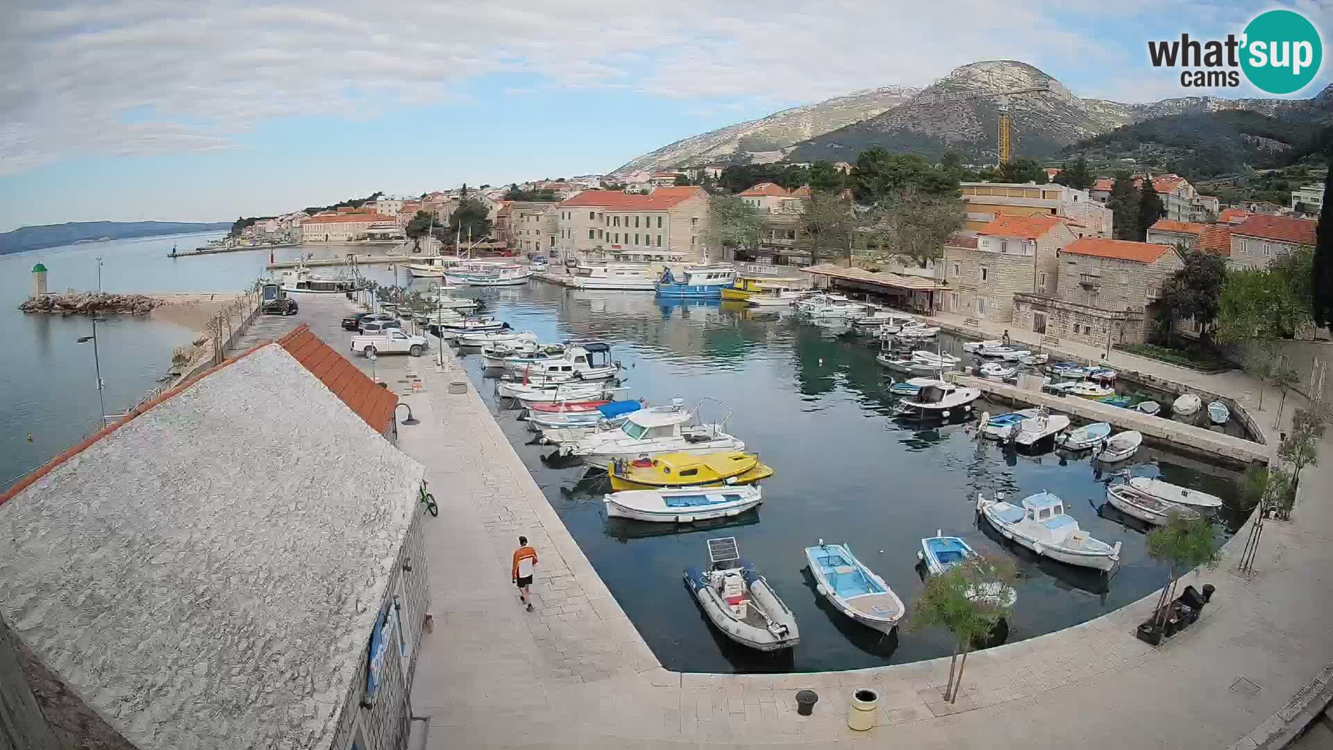 Webcam Bol Harbour – Live View of Bol Riva & Marina