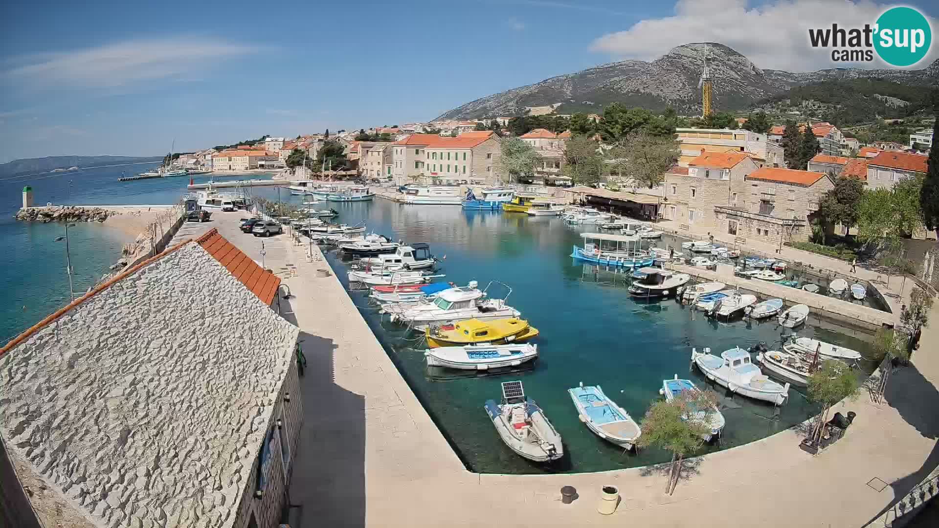 Webcam Bol Harbour – Live View of Bol Riva & Marina