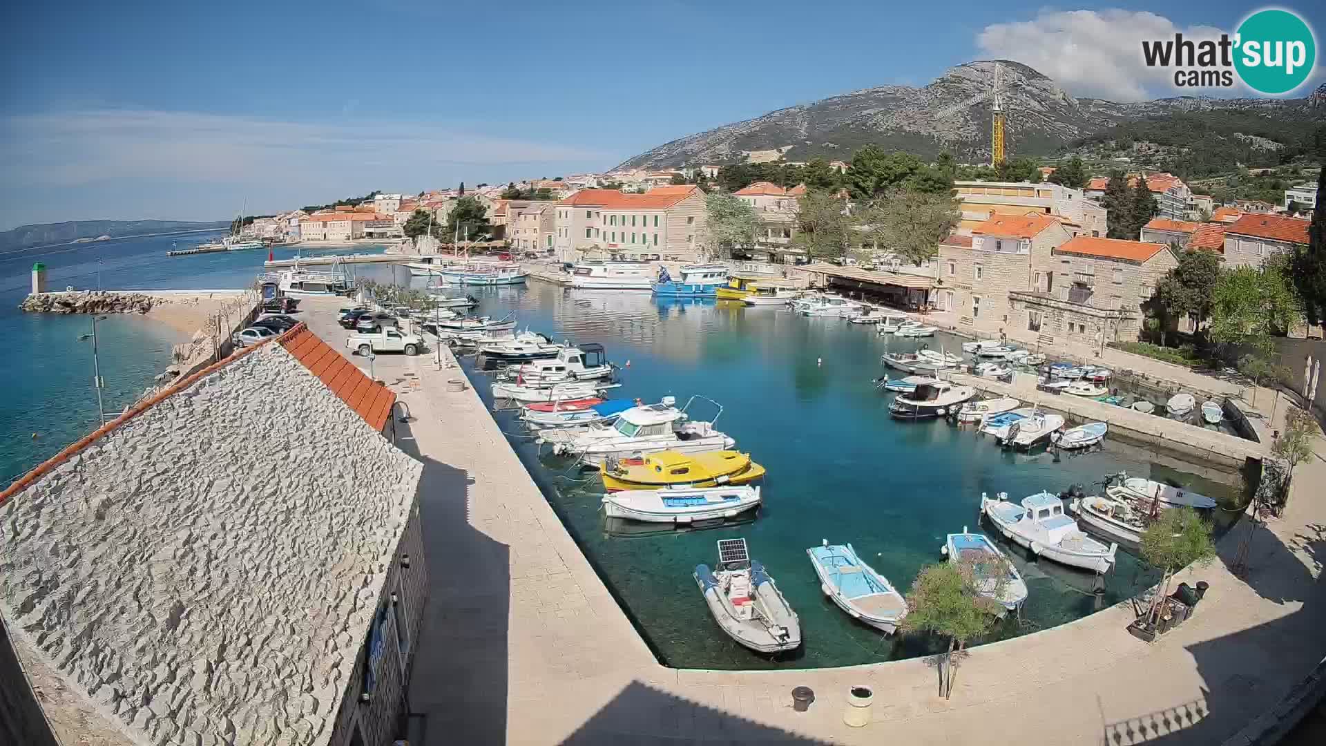 Webcam Bol Hafen – Liveblick auf Bol Riva & Marina