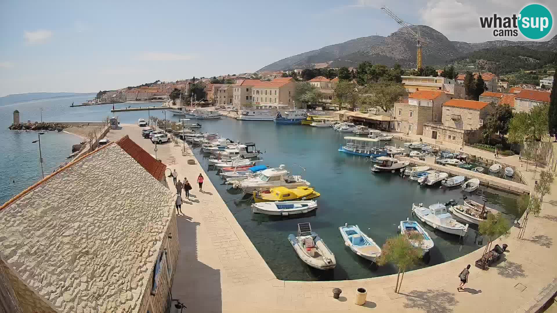 Webcam Bol Harbour – Live View of Bol Riva & Marina