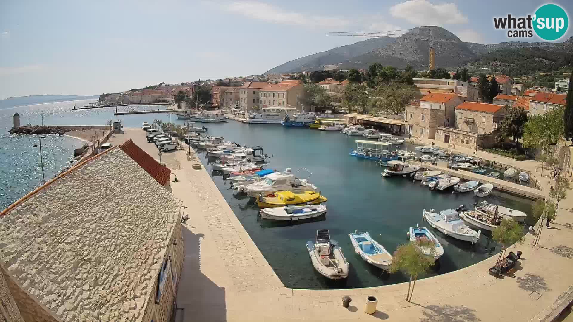 Webcam Bol Harbour – Live View of Bol Riva & Marina