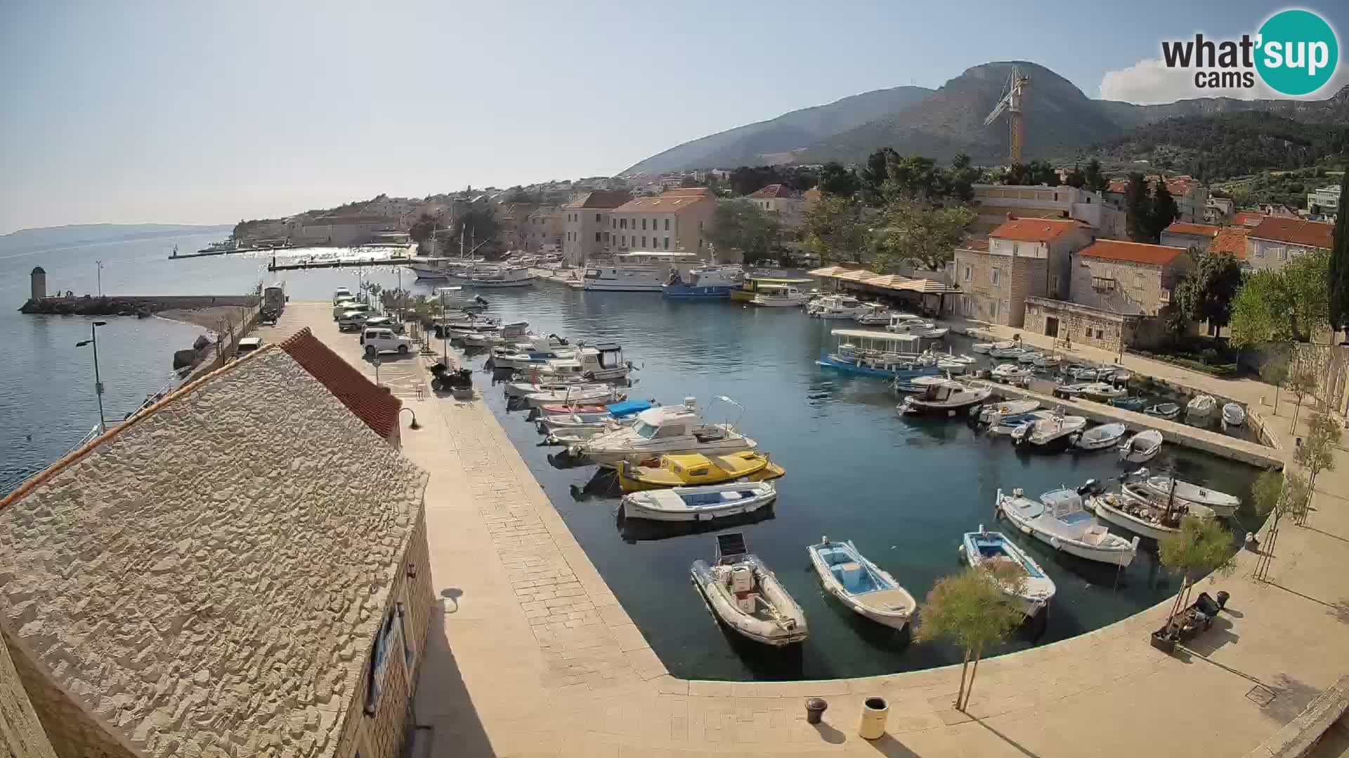 Webcam Bol Harbour – Live View of Bol Riva & Marina