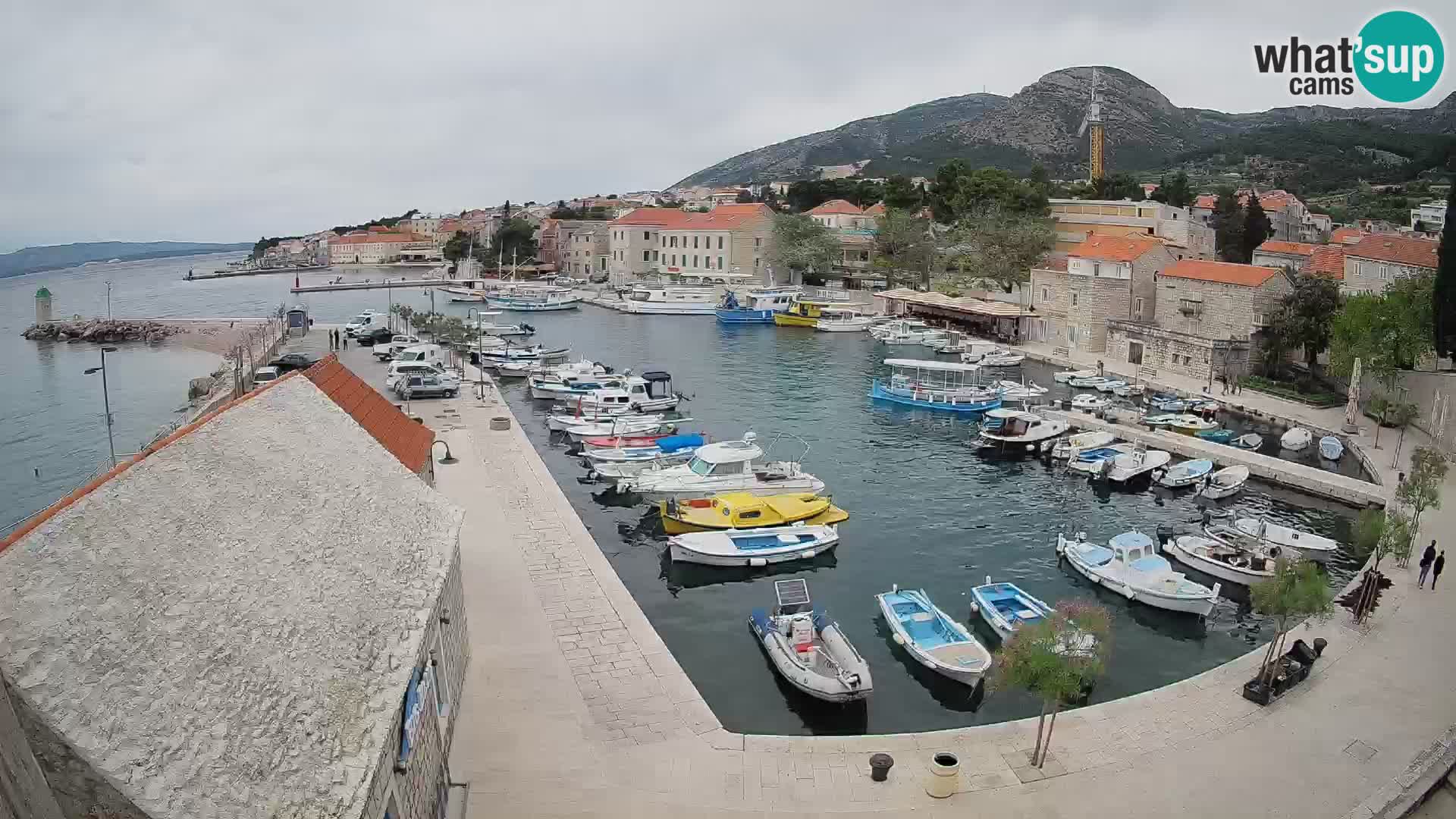 Webcam Bol Hafen – Liveblick auf Bol Riva & Marina