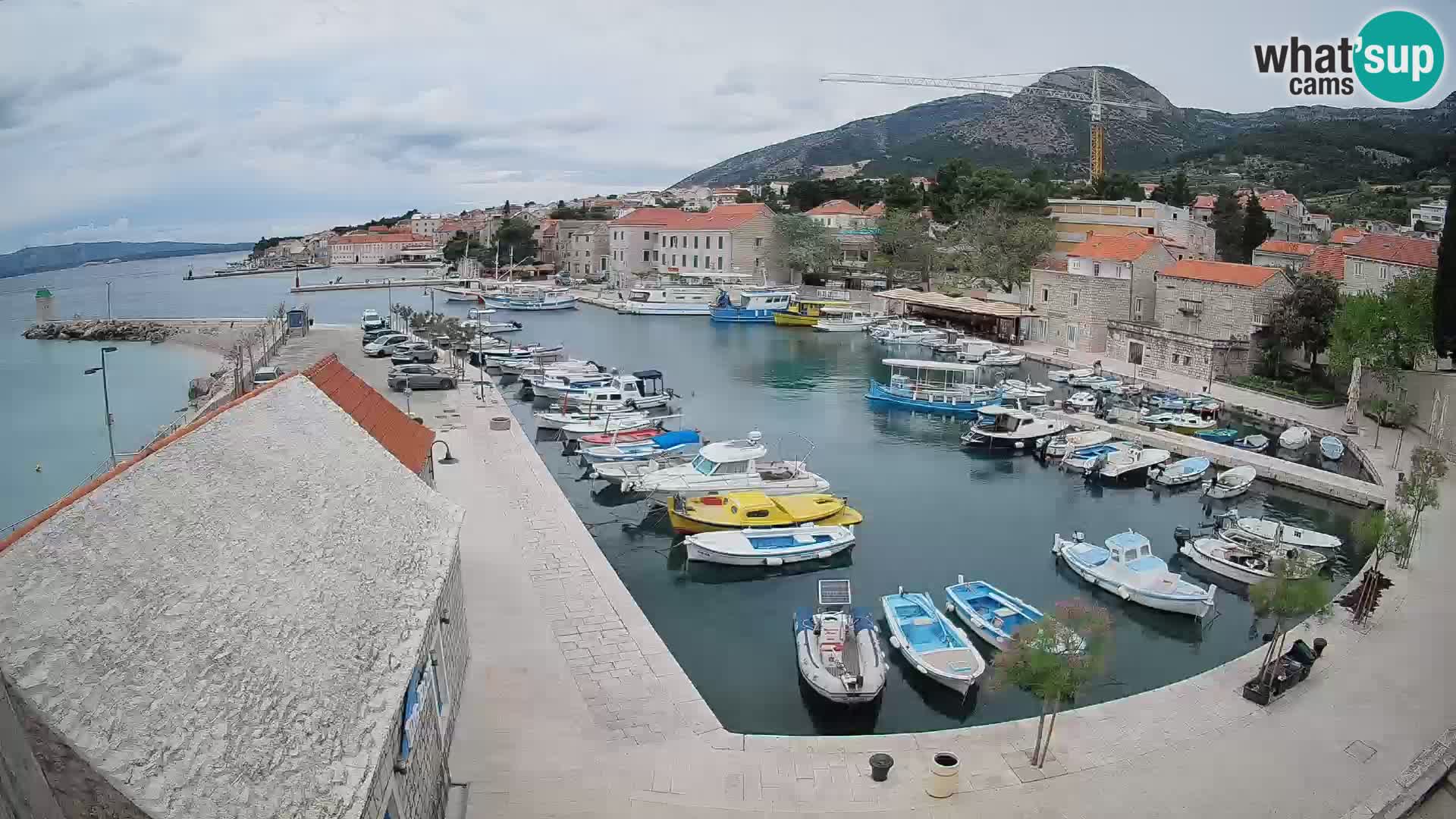 Webcam Bol Harbour – Live View of Bol Riva & Marina