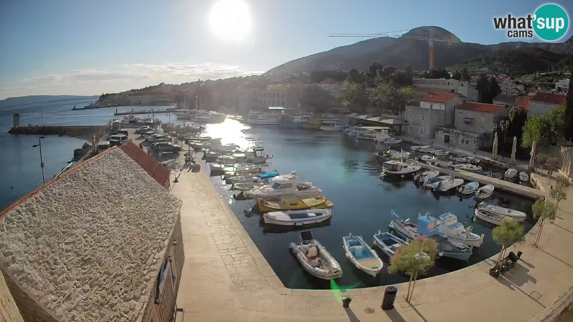 Webcam Bol Harbour – Live View of Bol Riva & Marina