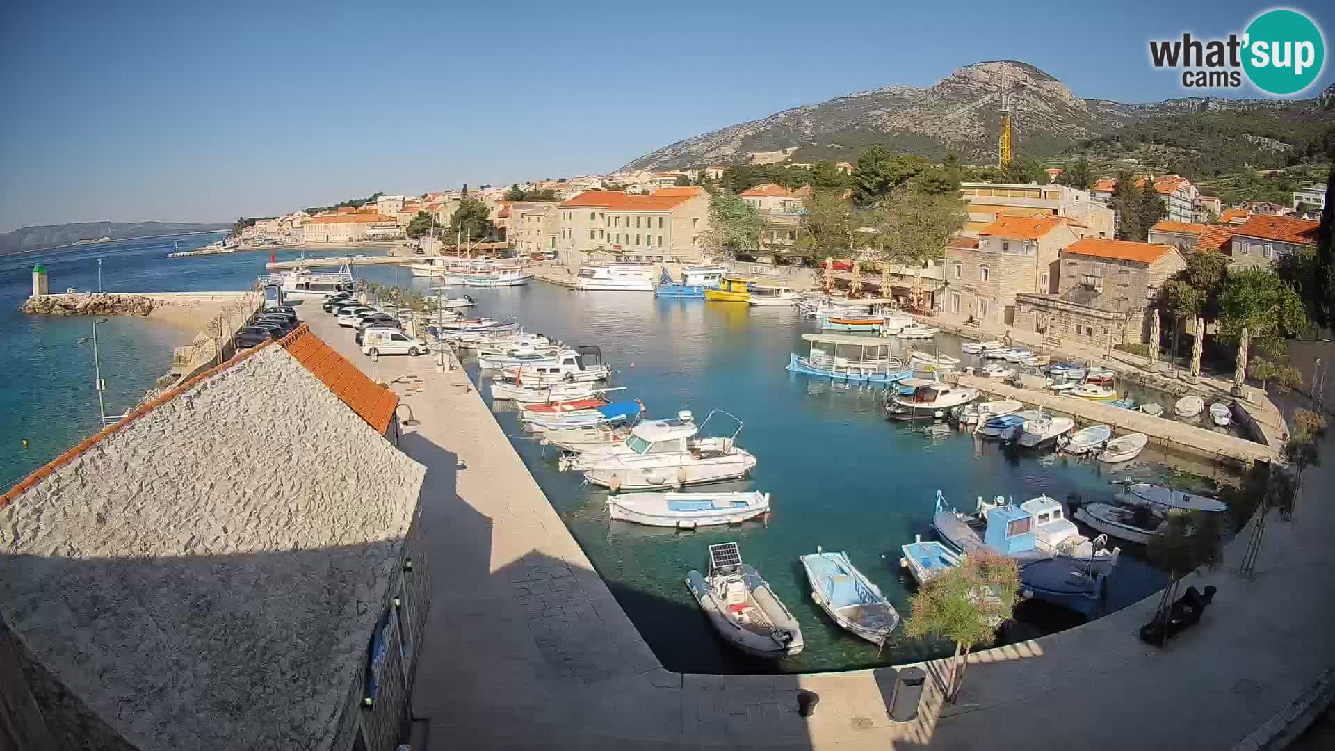 Webcam Bol Harbour – Live View of Bol Riva & Marina