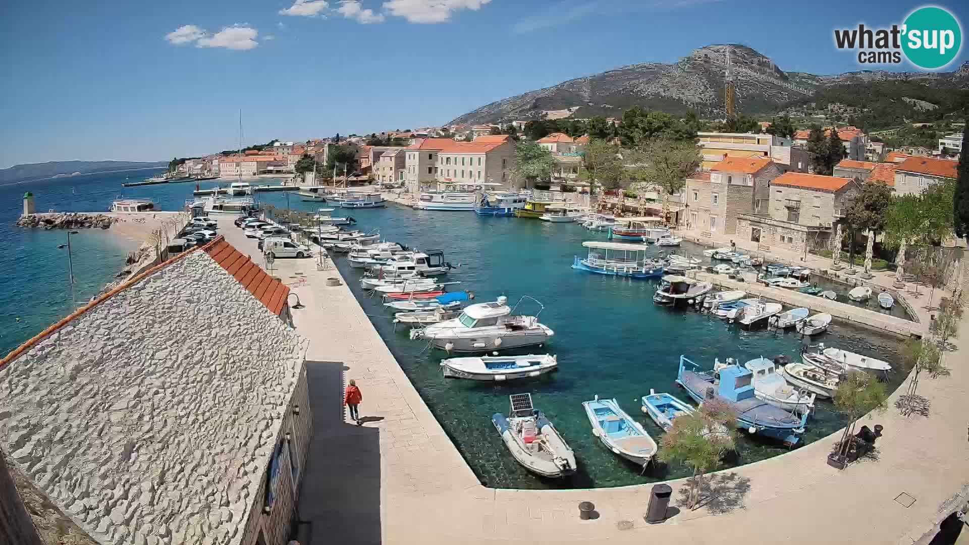 Webcam Bol Harbour – Live View of Bol Riva & Marina