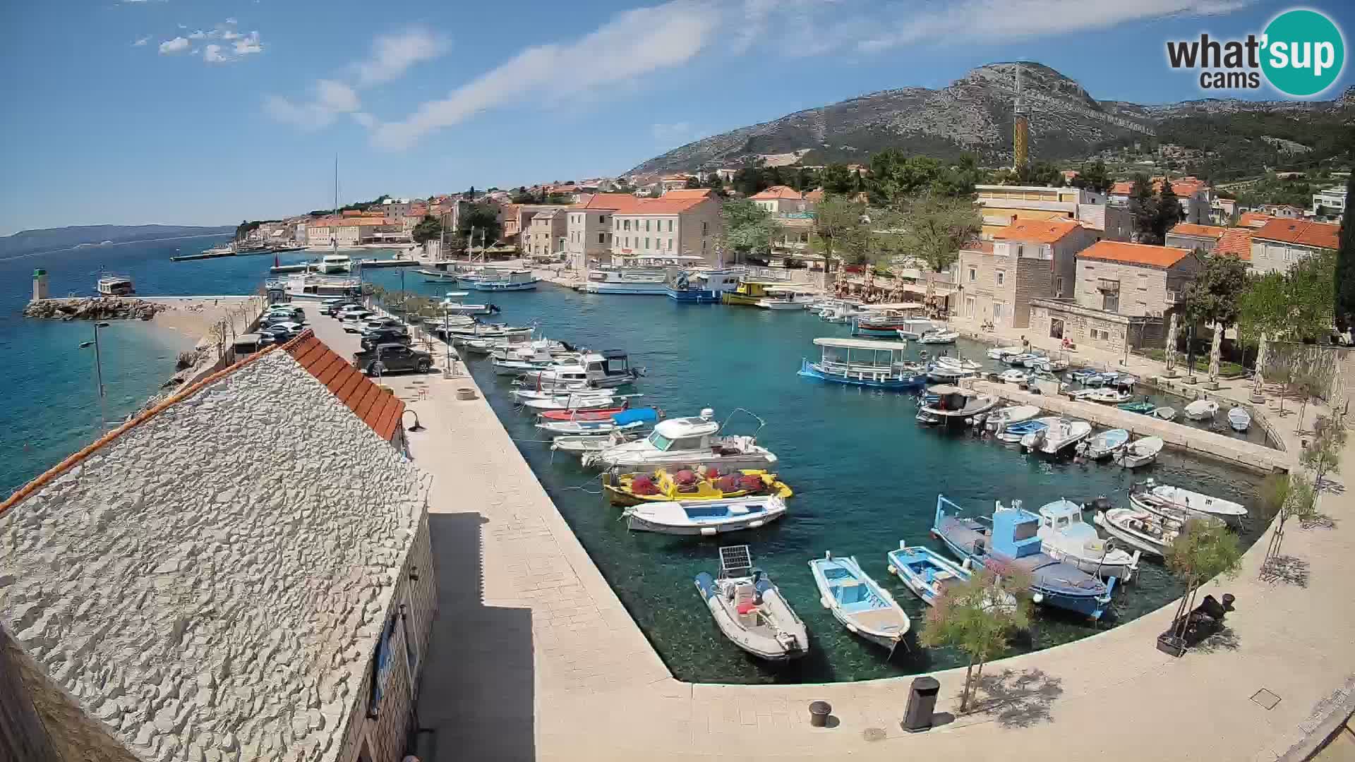Webcam Bol Harbour – Live View of Bol Riva & Marina