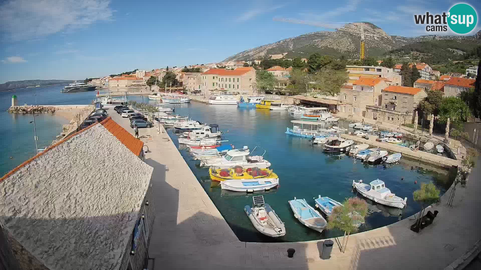 Webcam Bol Harbour – Live View of Bol Riva & Marina