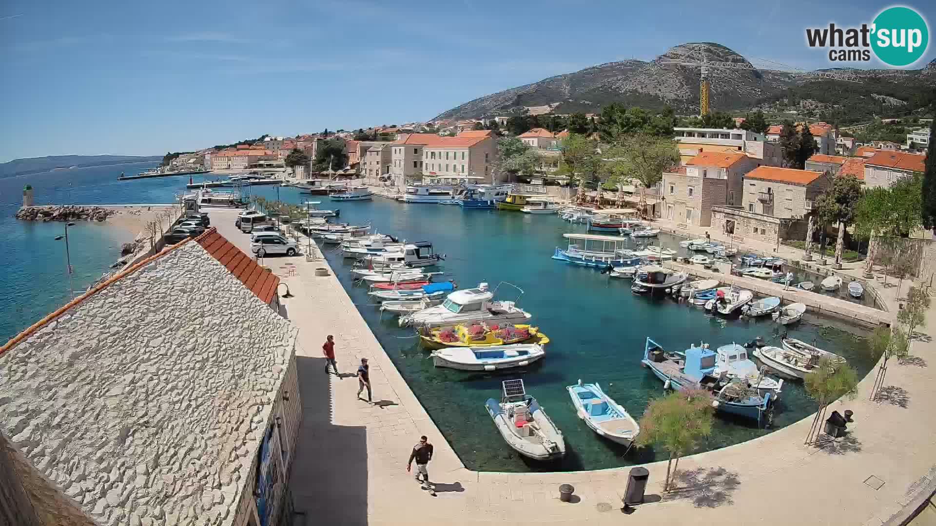 Webcam Bol Harbour – Live View of Bol Riva & Marina