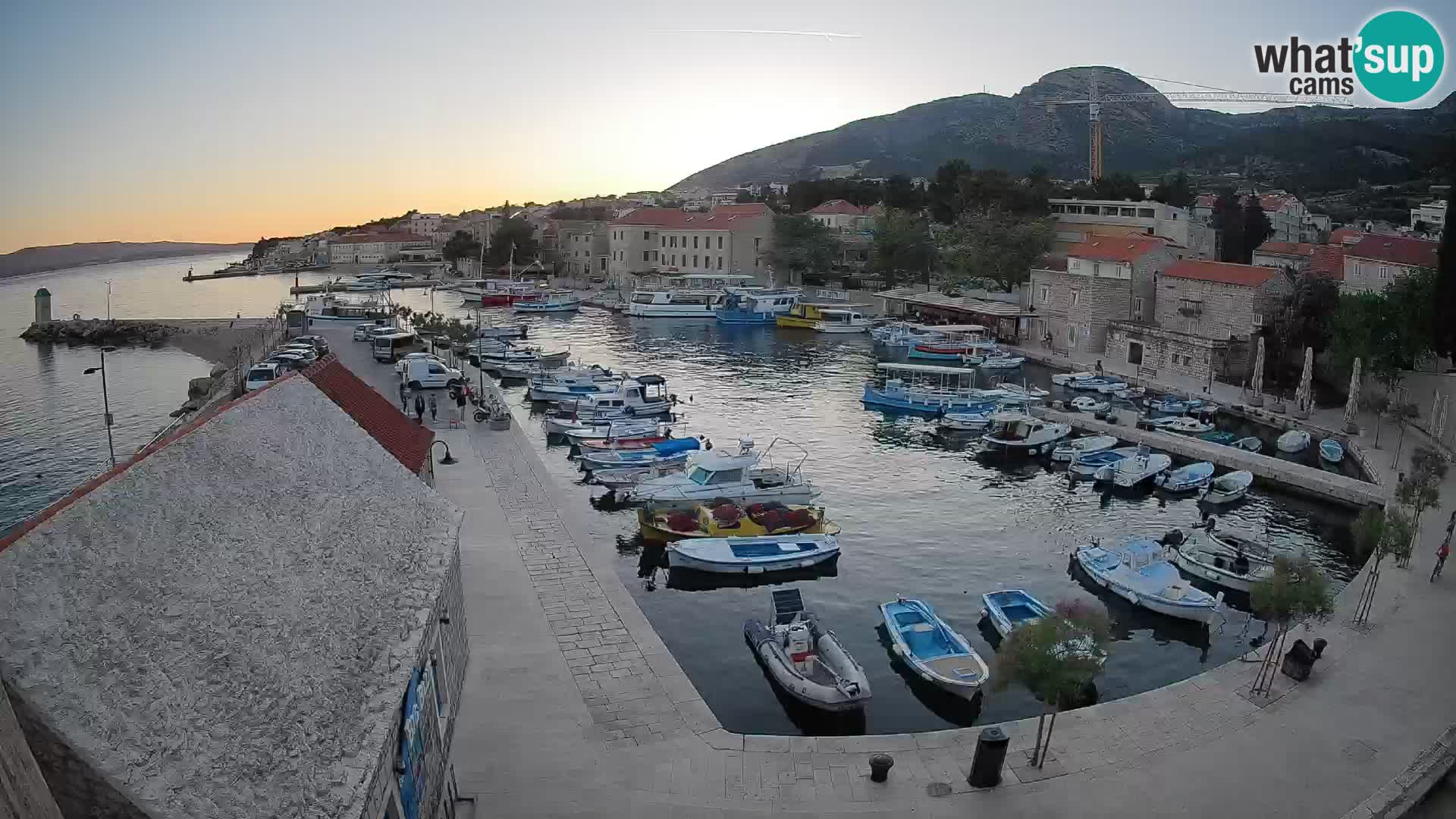 Webcam Bol Harbour – Live View of Bol Riva & Marina