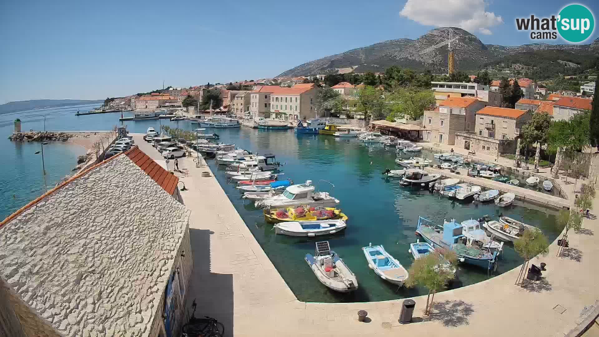 Webcam Bol Harbour – Live View of Bol Riva & Marina