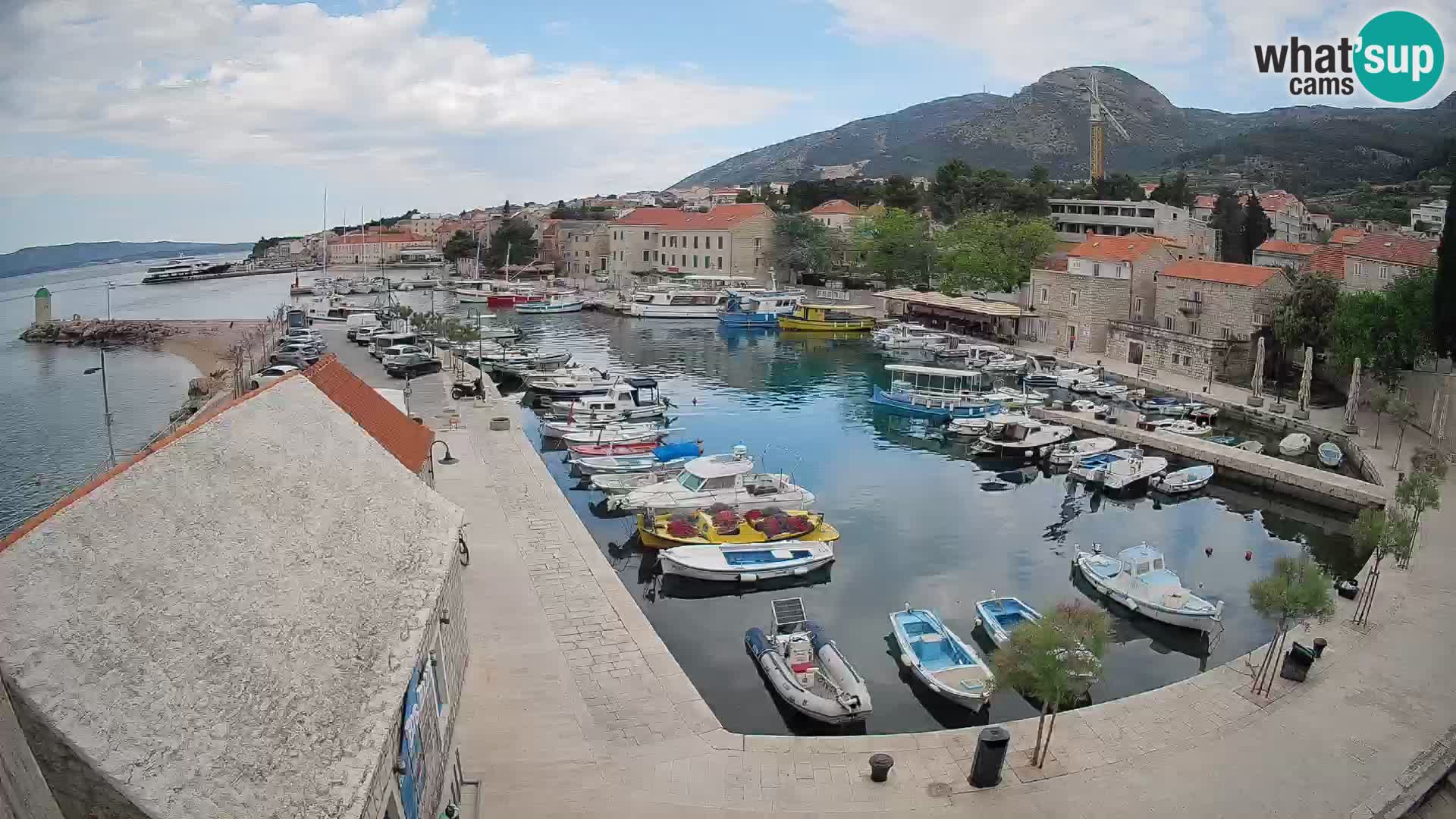 Webcam Bol Harbour – Live View of Bol Riva & Marina