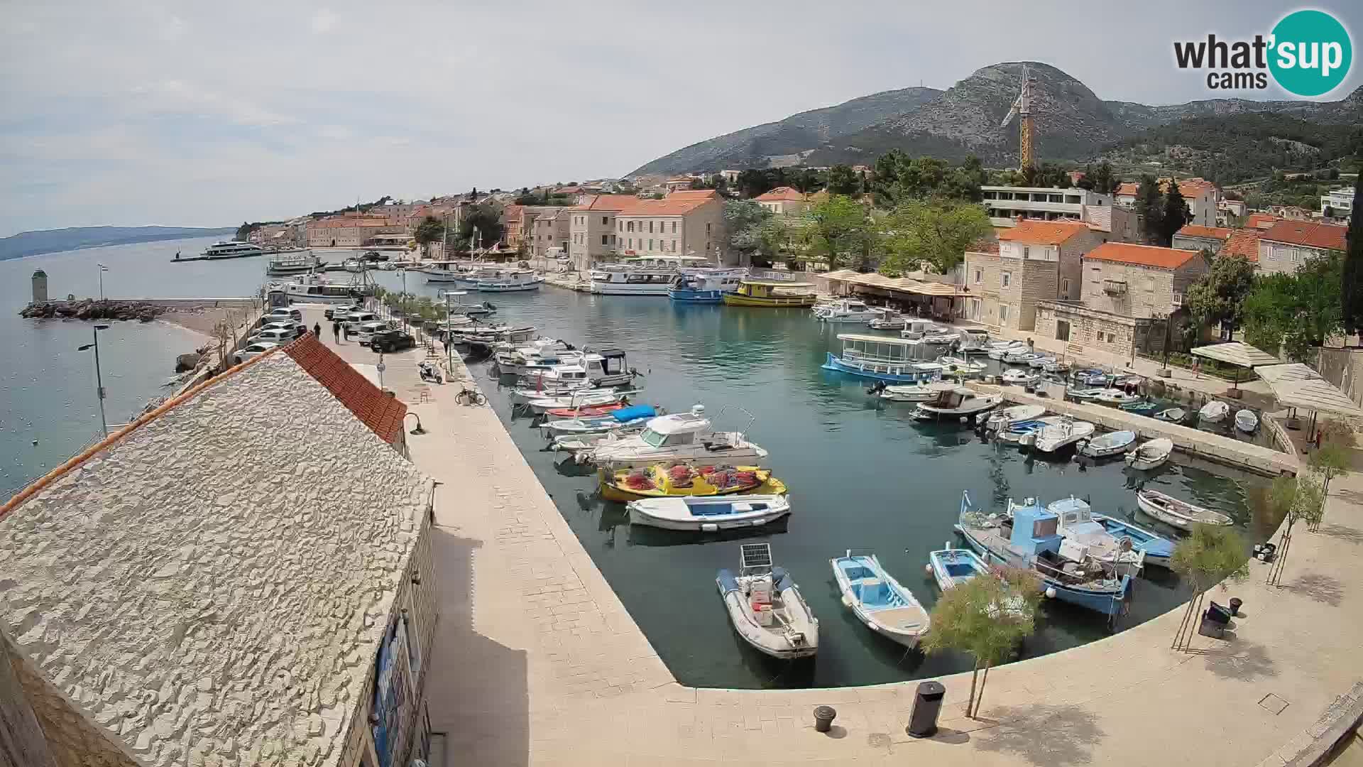 Webcam Bol Harbour – Live View of Bol Riva & Marina