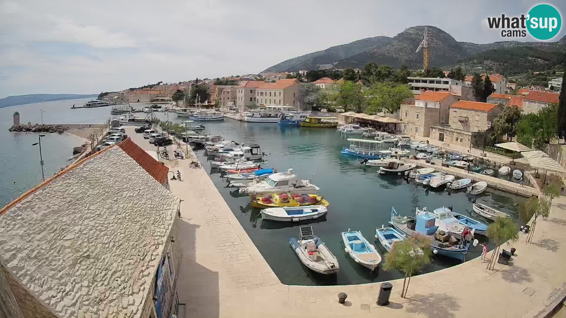 Webcam Bol Harbour – Live View of Bol Riva & Marina