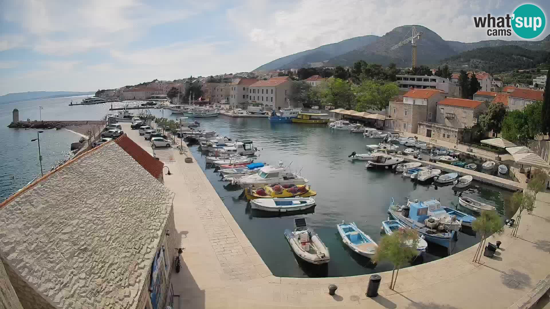 Webcam Bol Harbour – Live View of Bol Riva & Marina