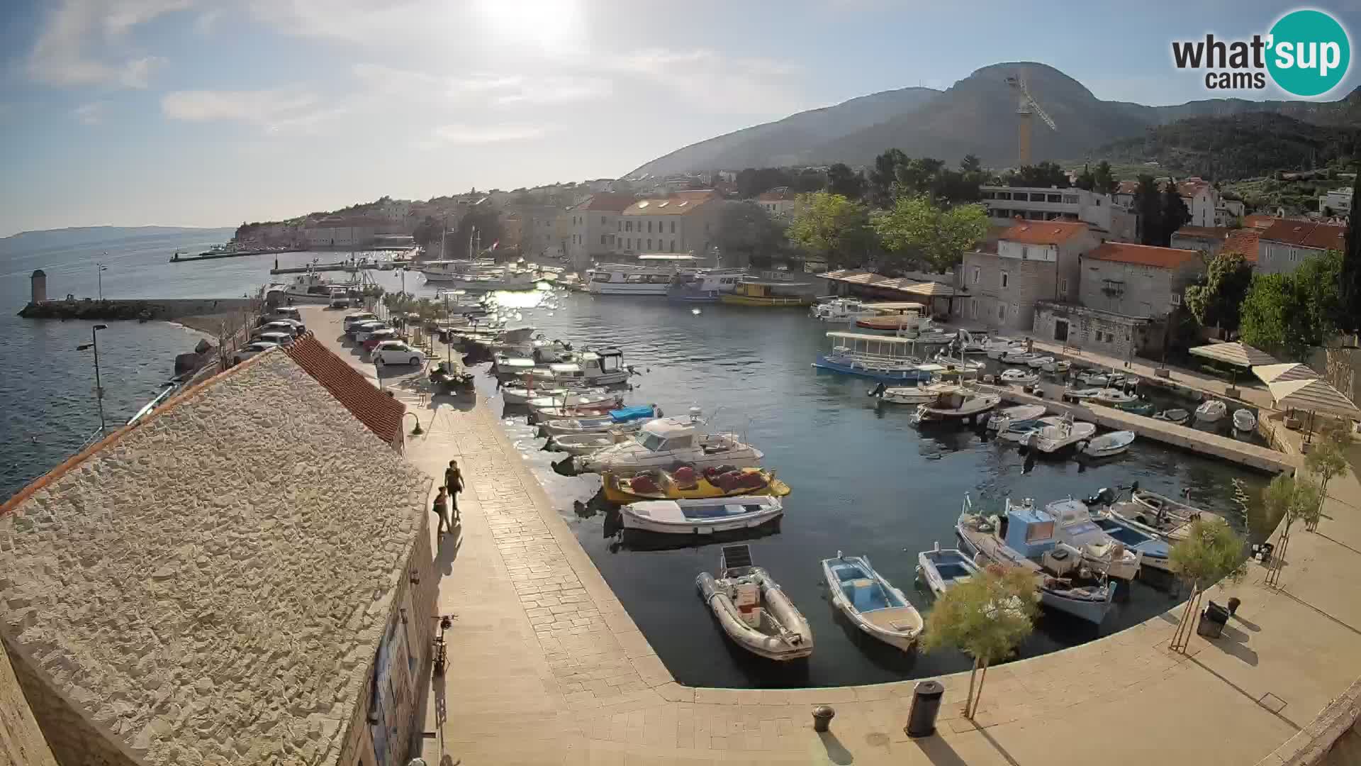 Webcam Bol Harbour – Live View of Bol Riva & Marina
