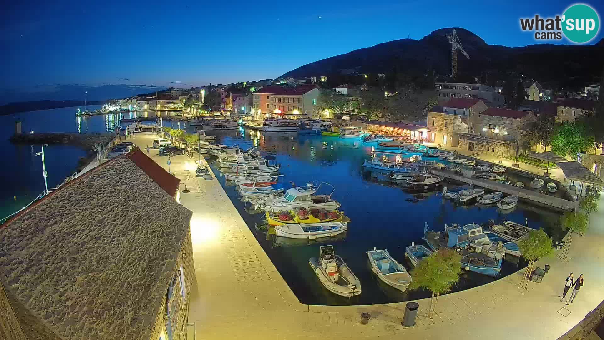 Webcam Bol Hafen – Liveblick auf Bol Riva & Marina