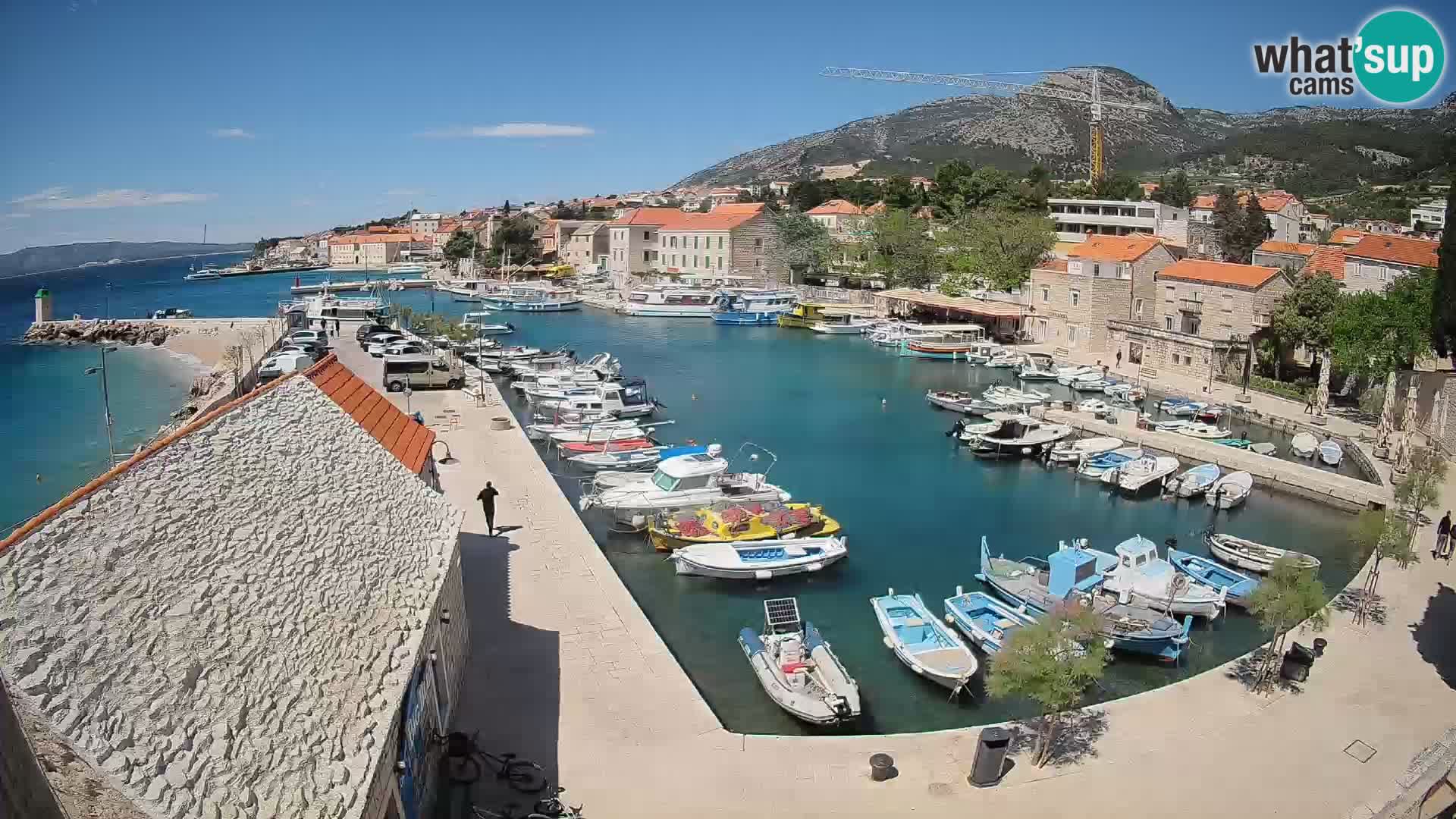 Webcam Bol Harbour – Live View of Bol Riva & Marina
