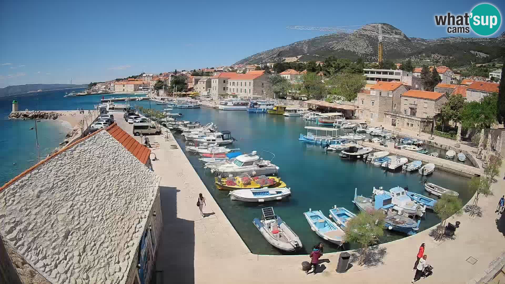 Webcam Bol Hafen – Liveblick auf Bol Riva & Marina