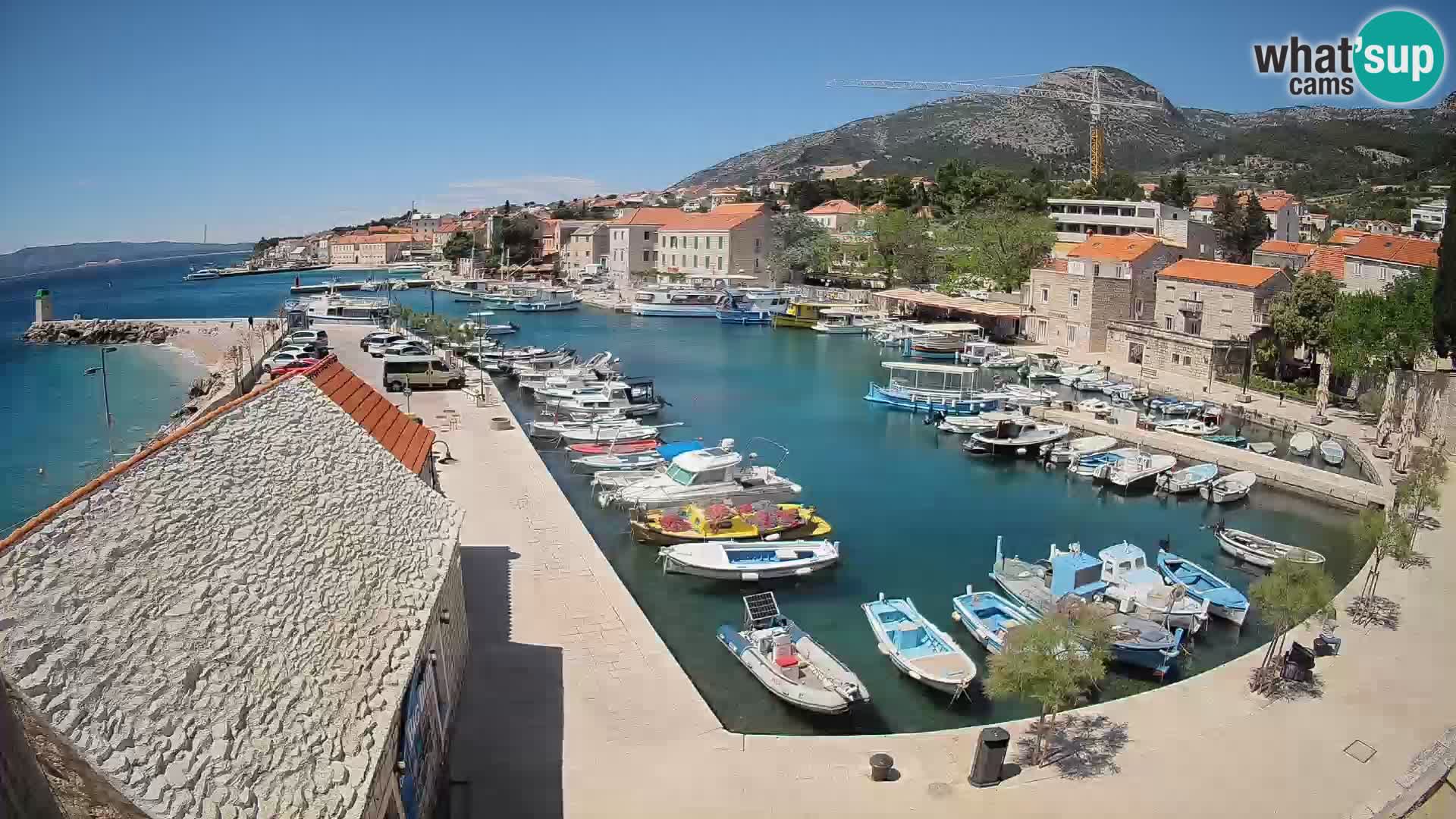 Webcam Bol Hafen – Liveblick auf Bol Riva & Marina