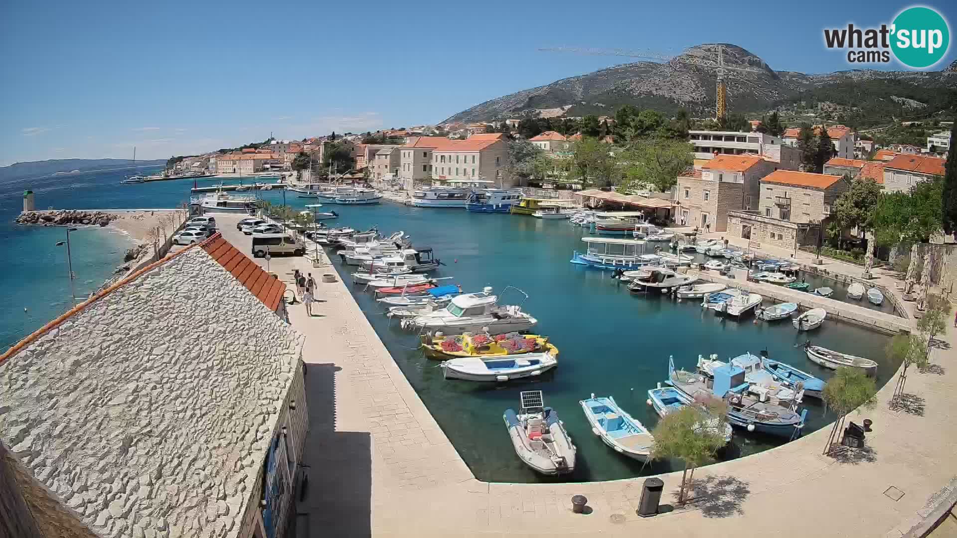 Webcam Bol Harbour – Live View of Bol Riva & Marina