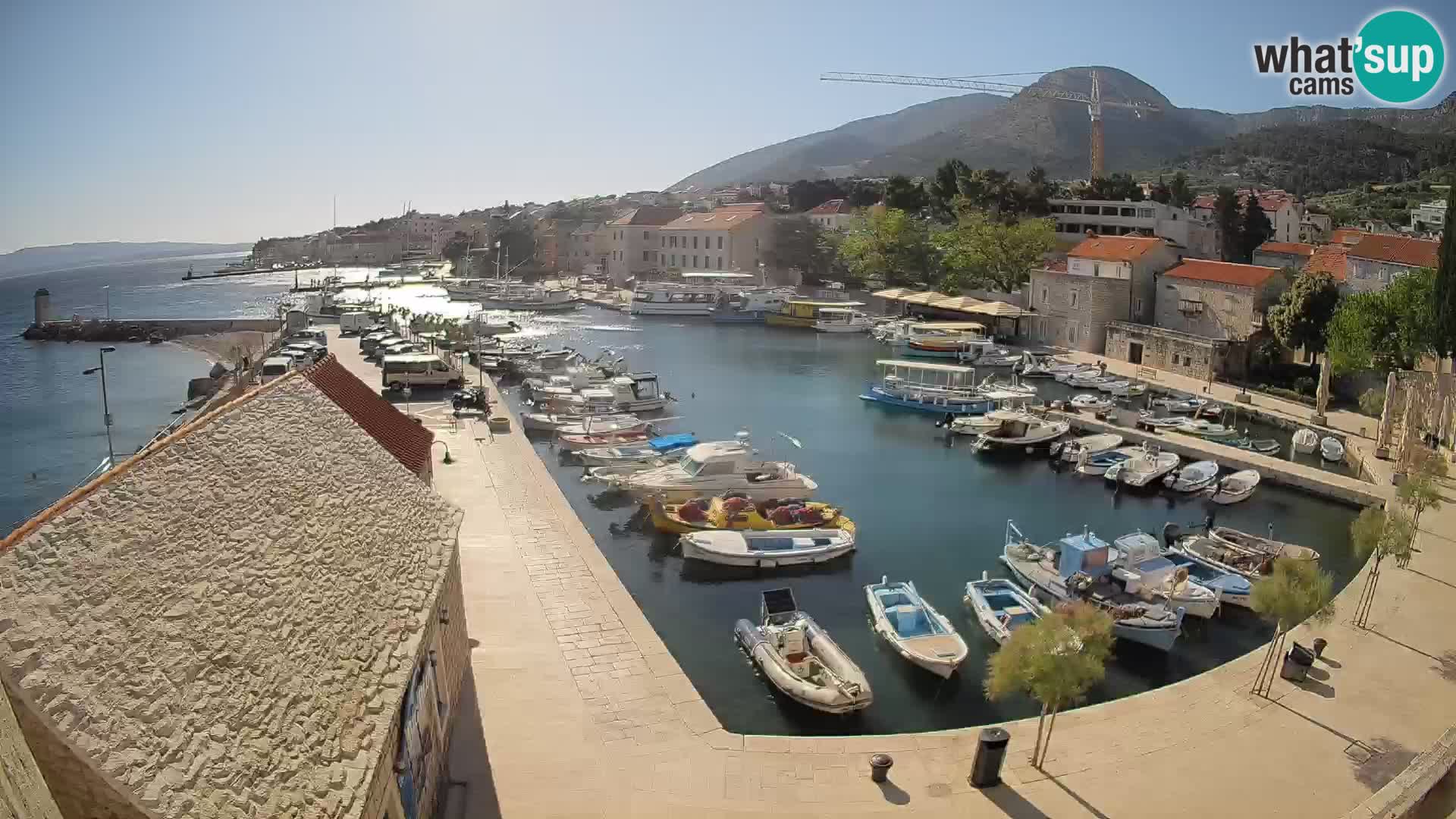 Webcam Bol Harbour – Live View of Bol Riva & Marina