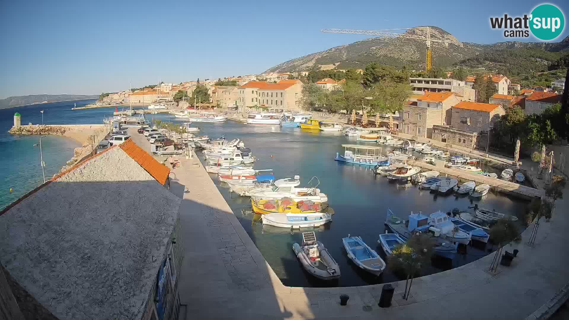 Webcam Bol Harbour – Live View of Bol Riva & Marina
