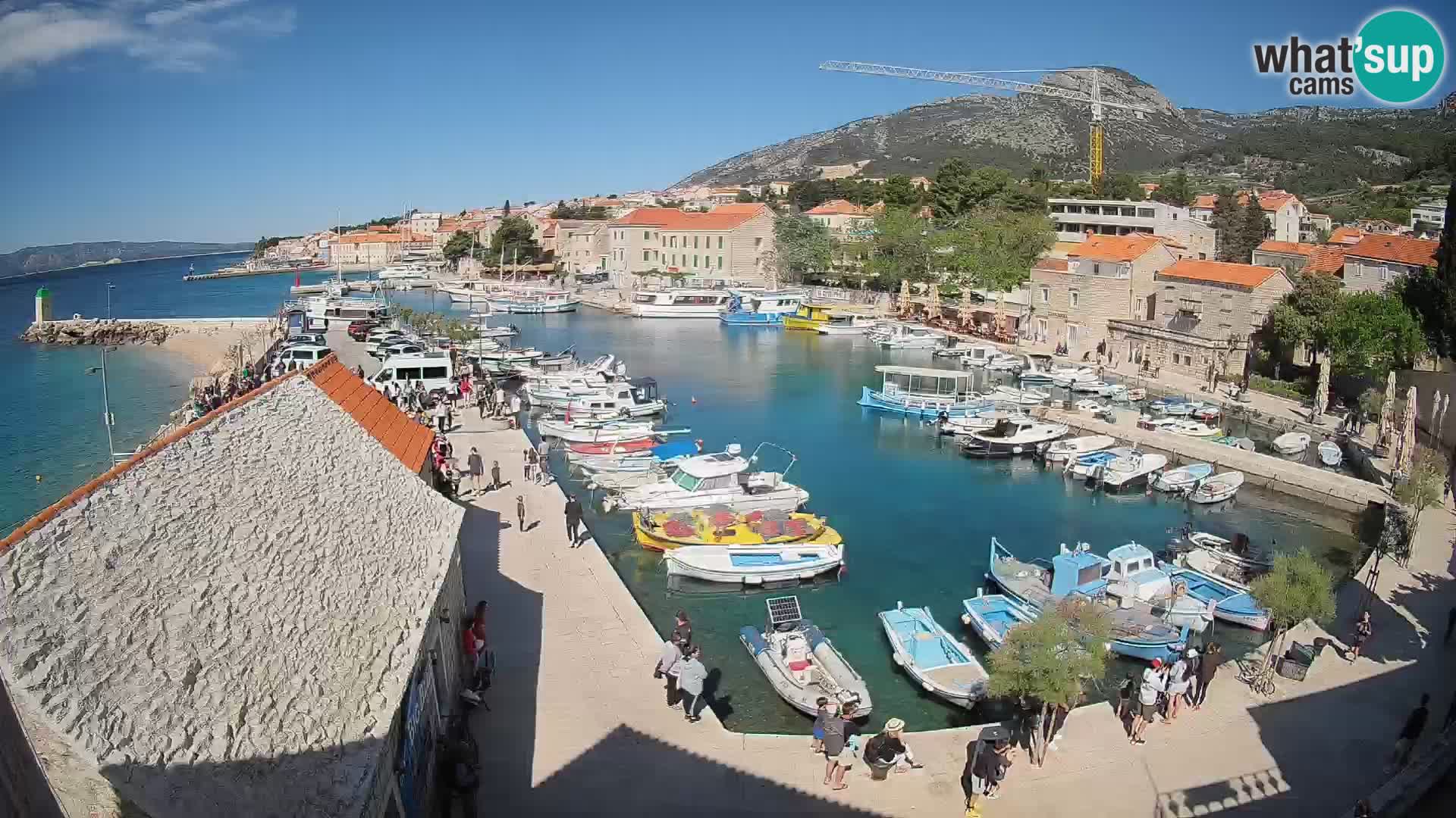 Webcam Bol Harbour – Live View of Bol Riva & Marina