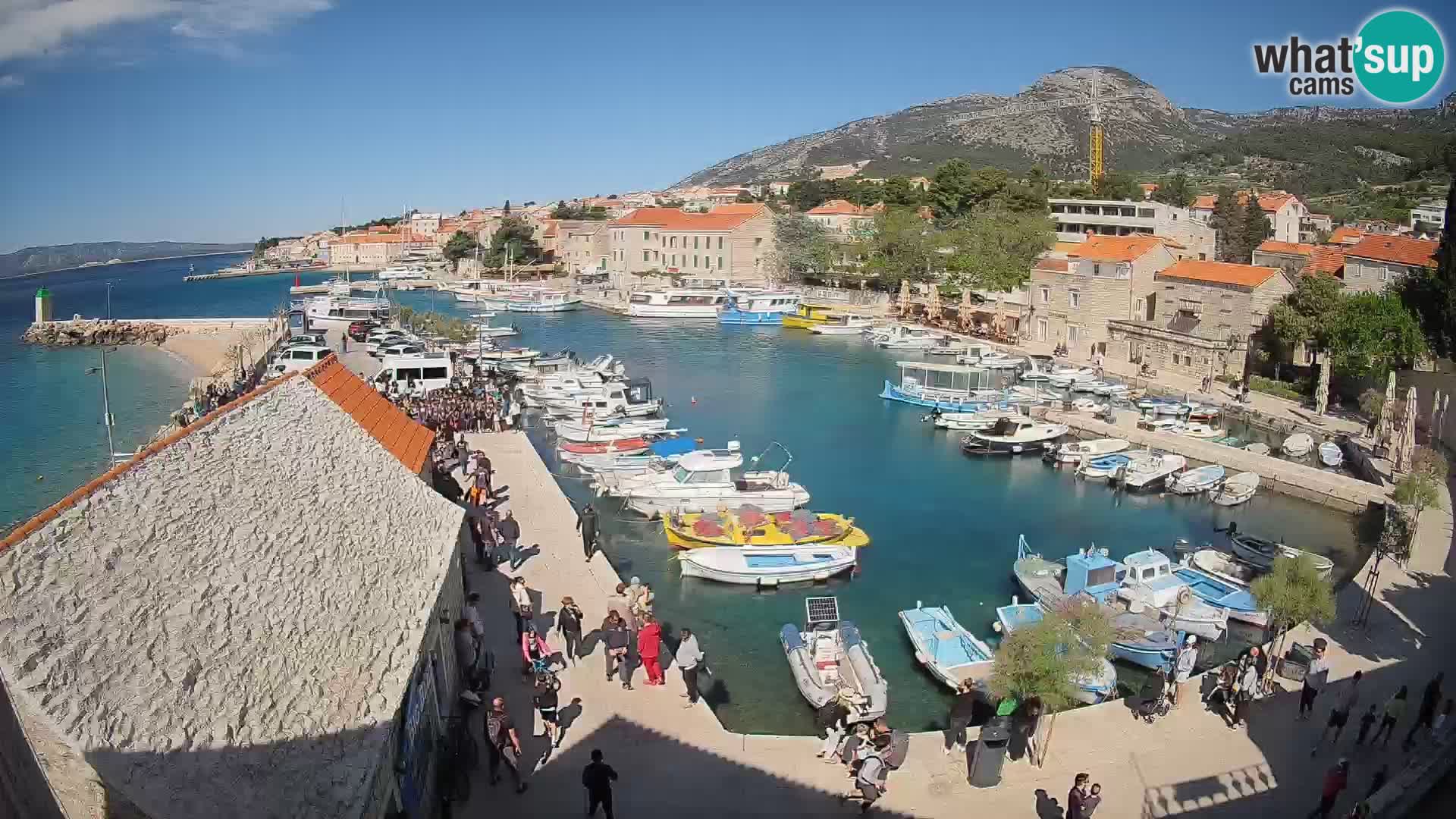 Webcam Bol Hafen – Liveblick auf Bol Riva & Marina