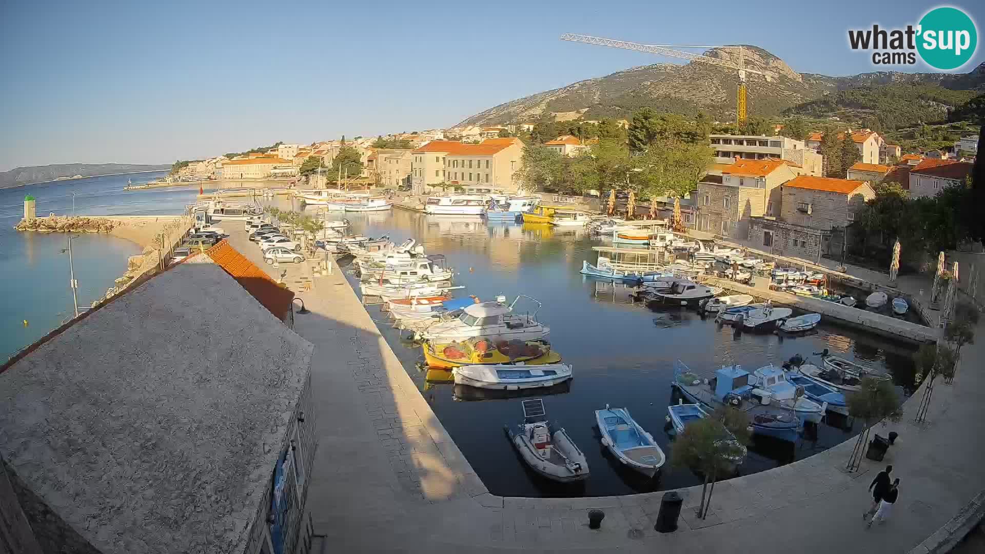 Webcam Bol Harbour – Live View of Bol Riva & Marina