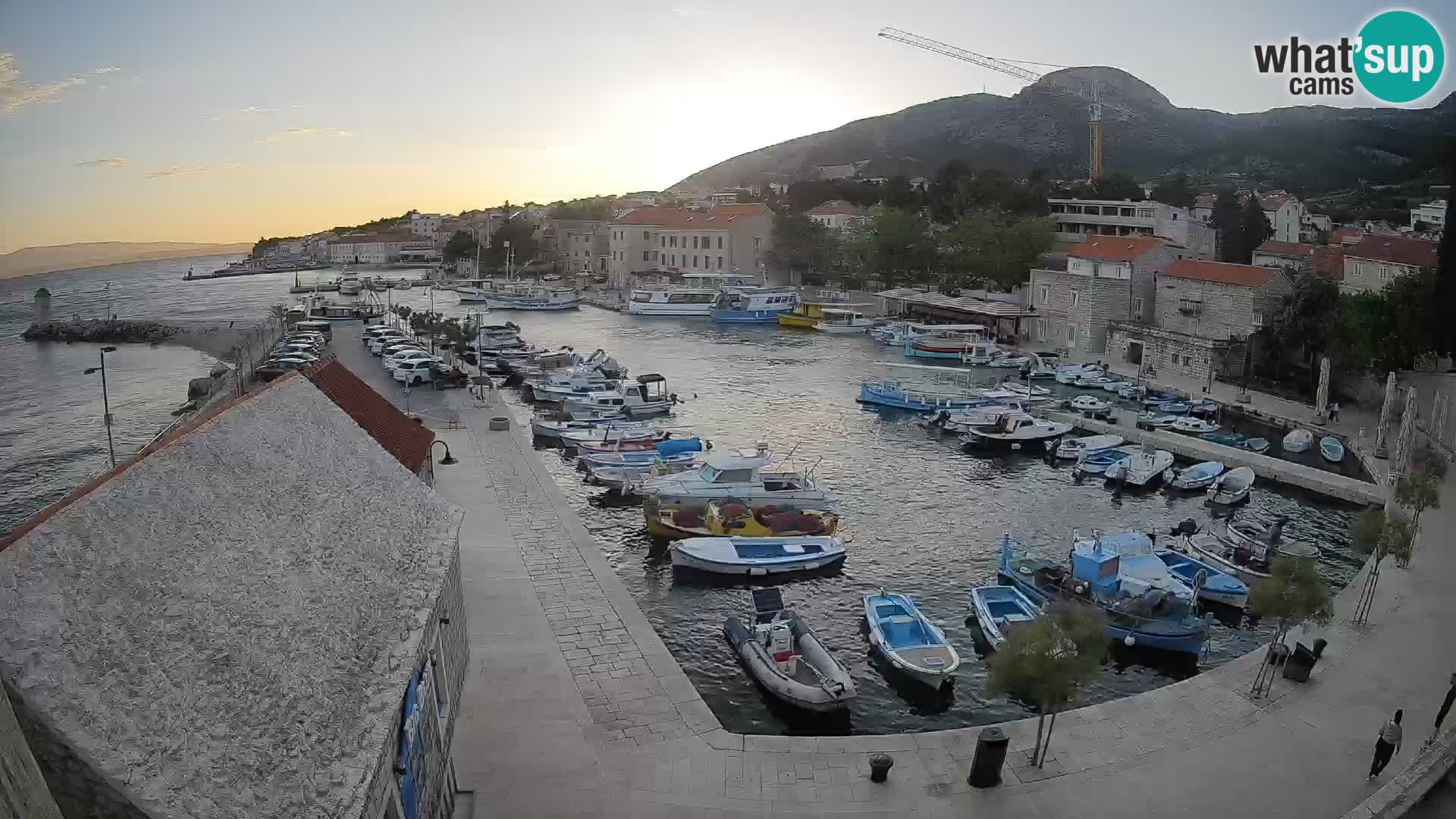 Webcam Bol Hafen – Liveblick auf Bol Riva & Marina