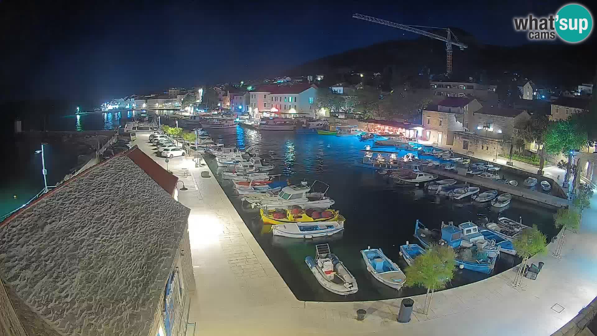 Webcam Bol Harbour – Live View of Bol Riva & Marina