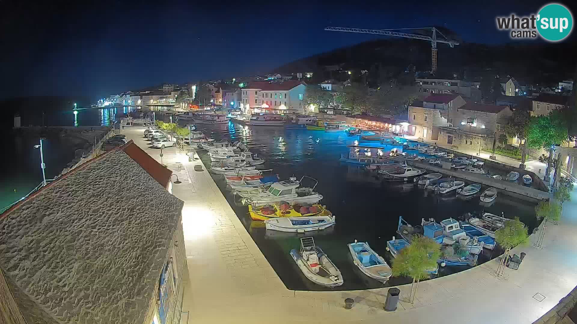 Webcam Bol Harbour – Live View of Bol Riva & Marina
