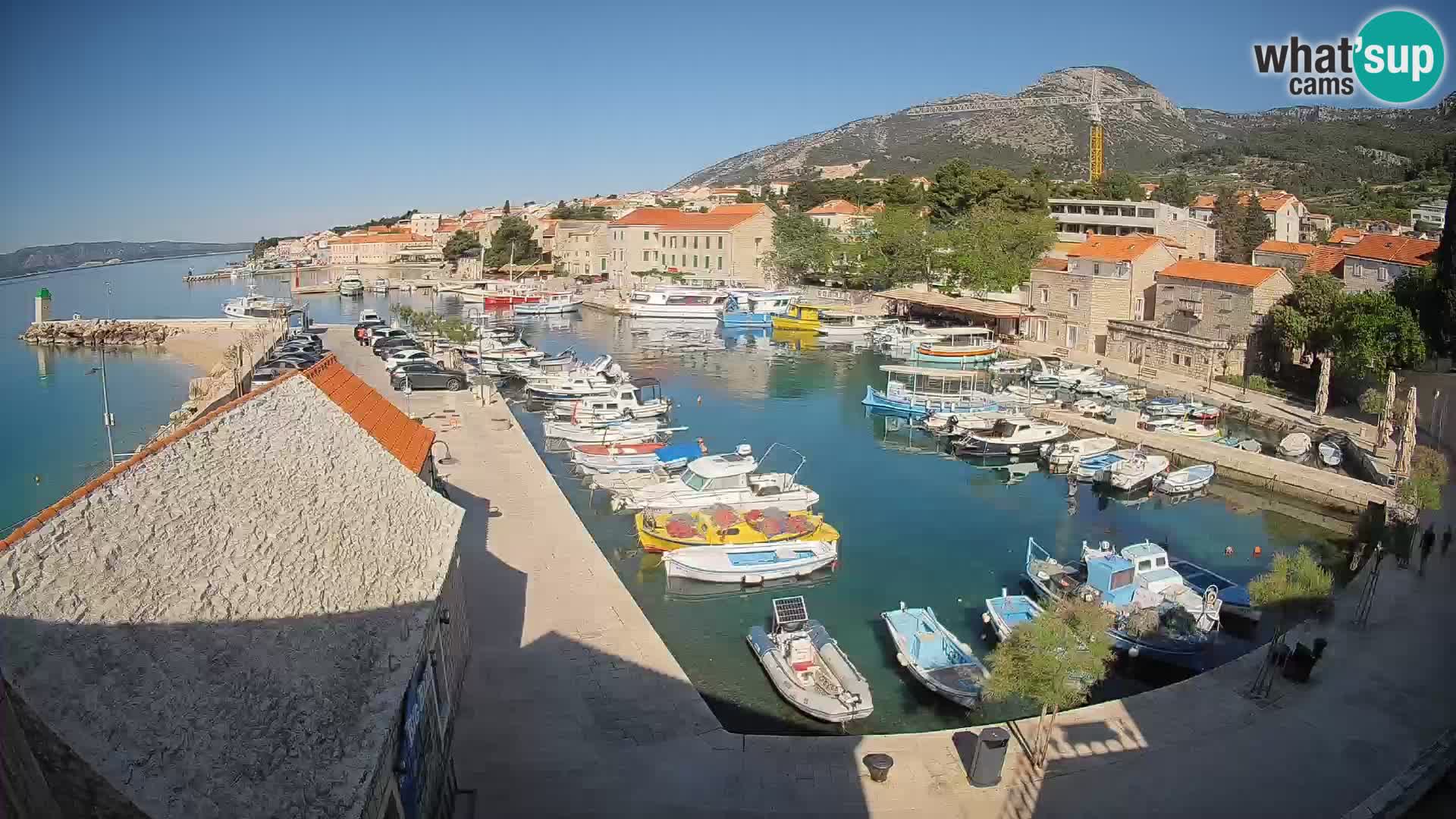 Webcam Bol Hafen – Liveblick auf Bol Riva & Marina