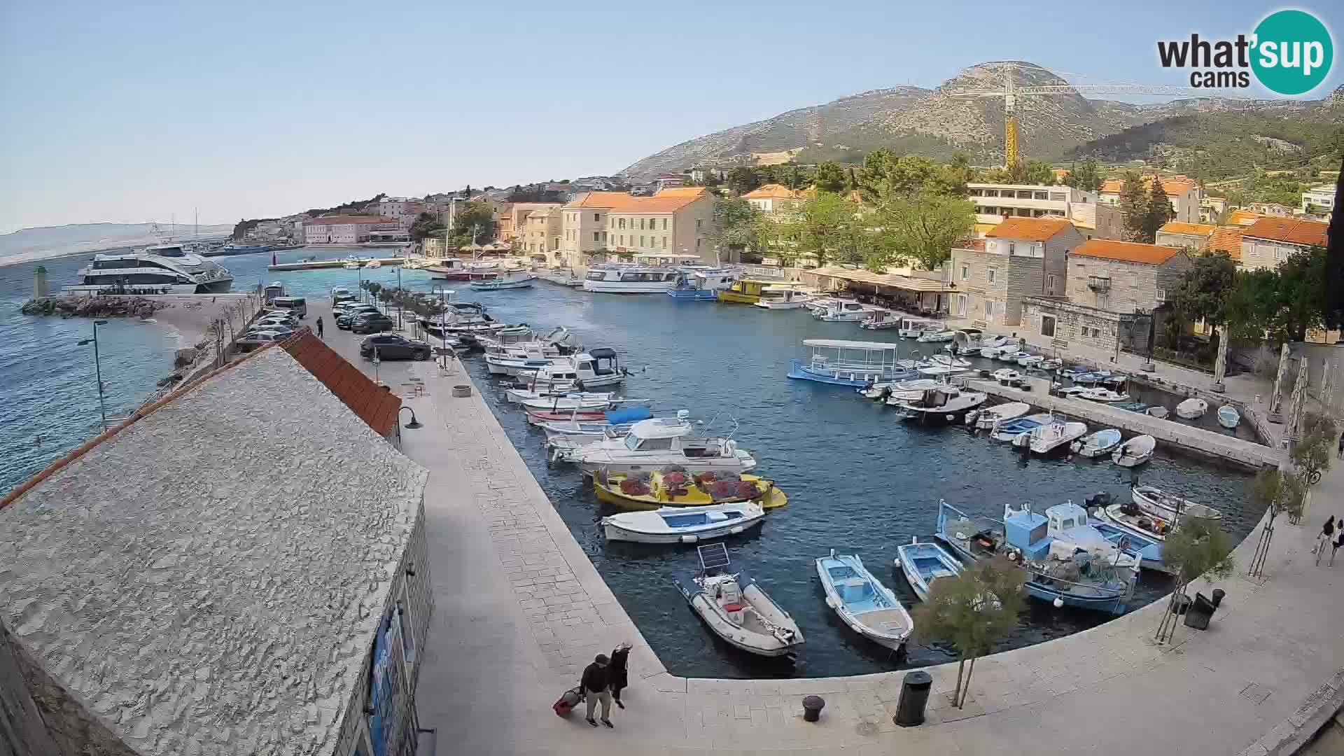 Webcam Bol Harbour – Live View of Bol Riva & Marina
