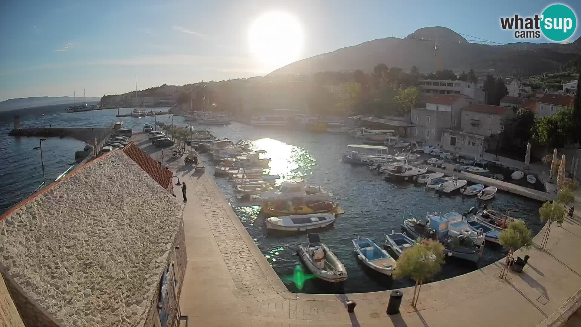 Webcam Bol Harbour – Live View of Bol Riva & Marina