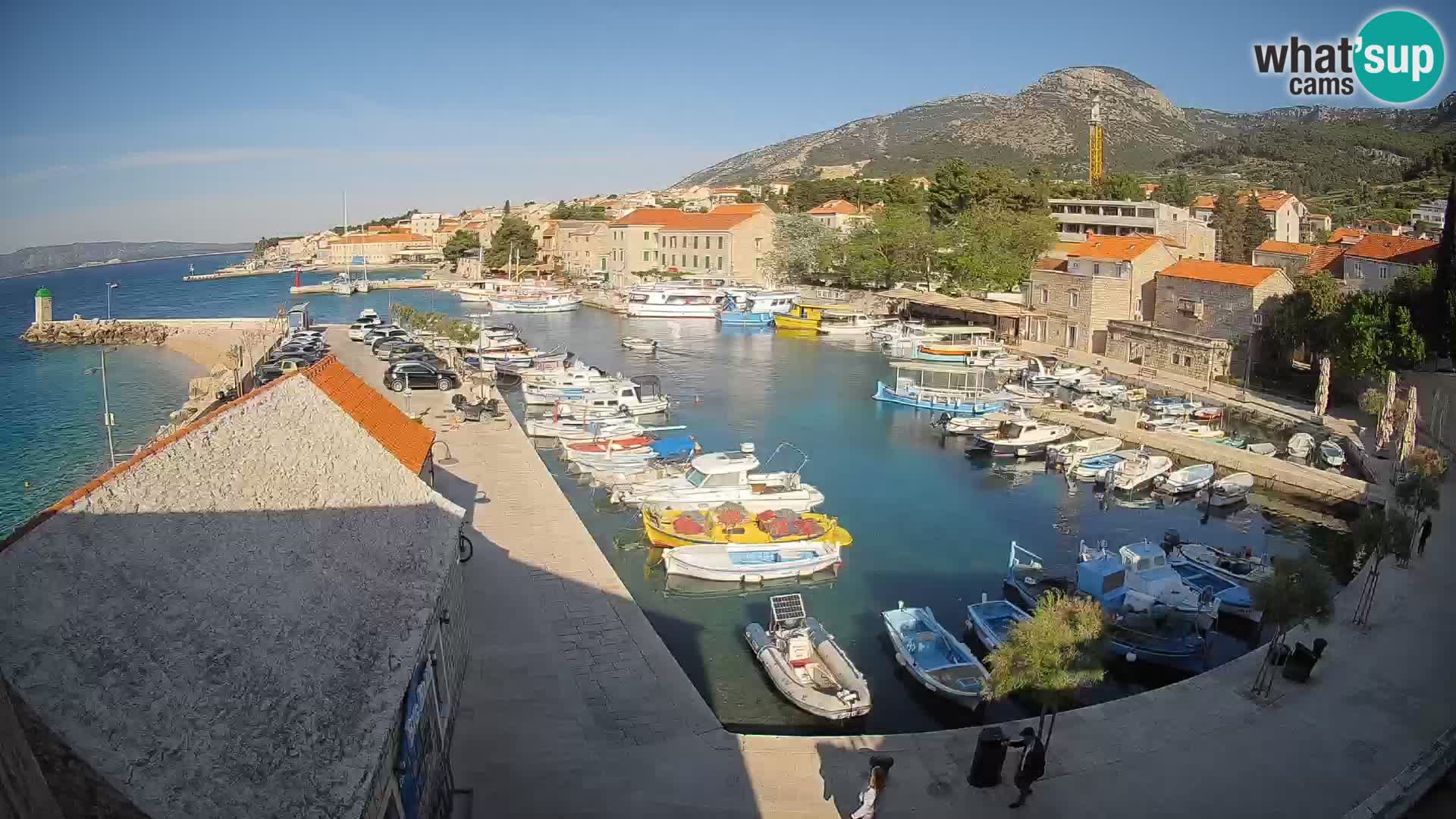 Webcam Bol Harbour – Live View of Bol Riva & Marina