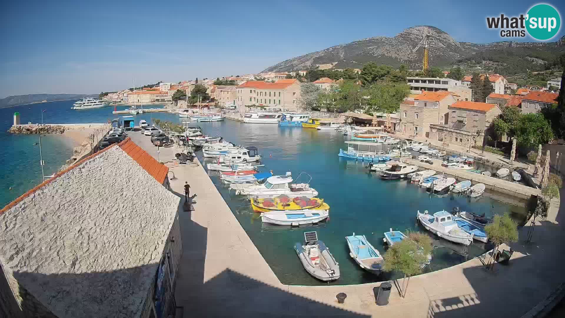 Webcam Bol Harbour – Live View of Bol Riva & Marina